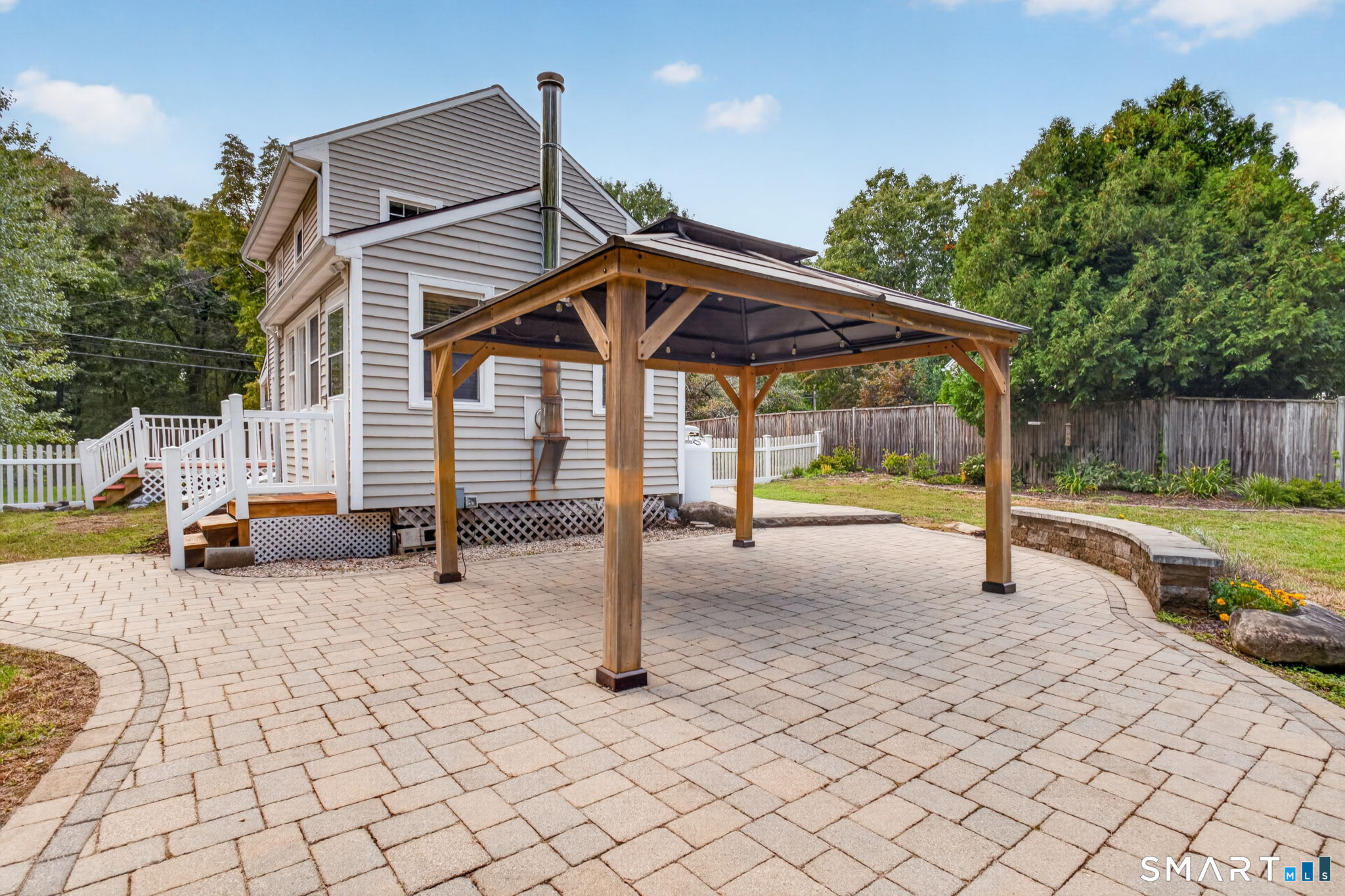 123 Field Road, Cromwell, CT 06416