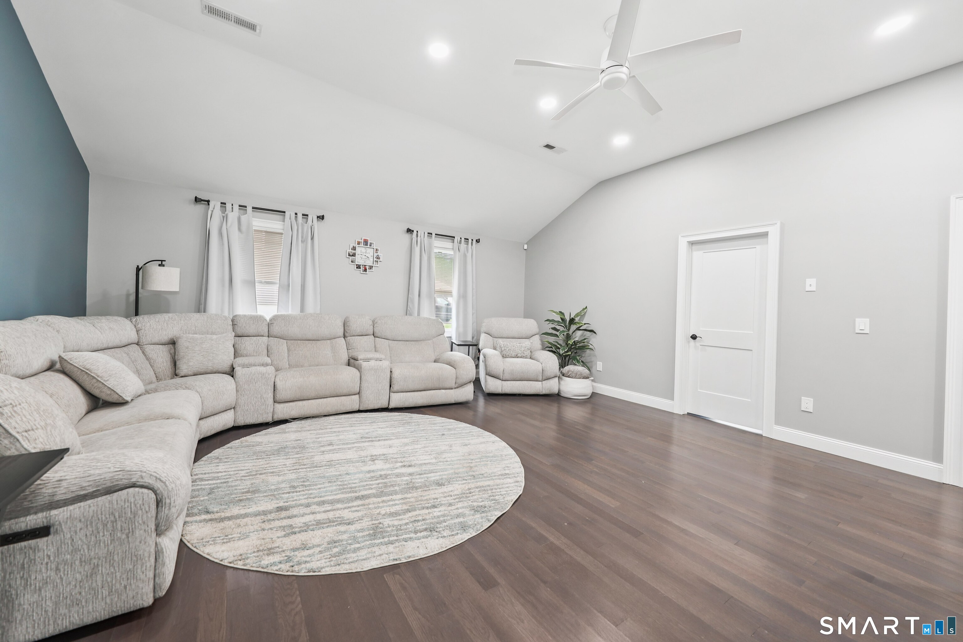 54 Buckland Street photo 12