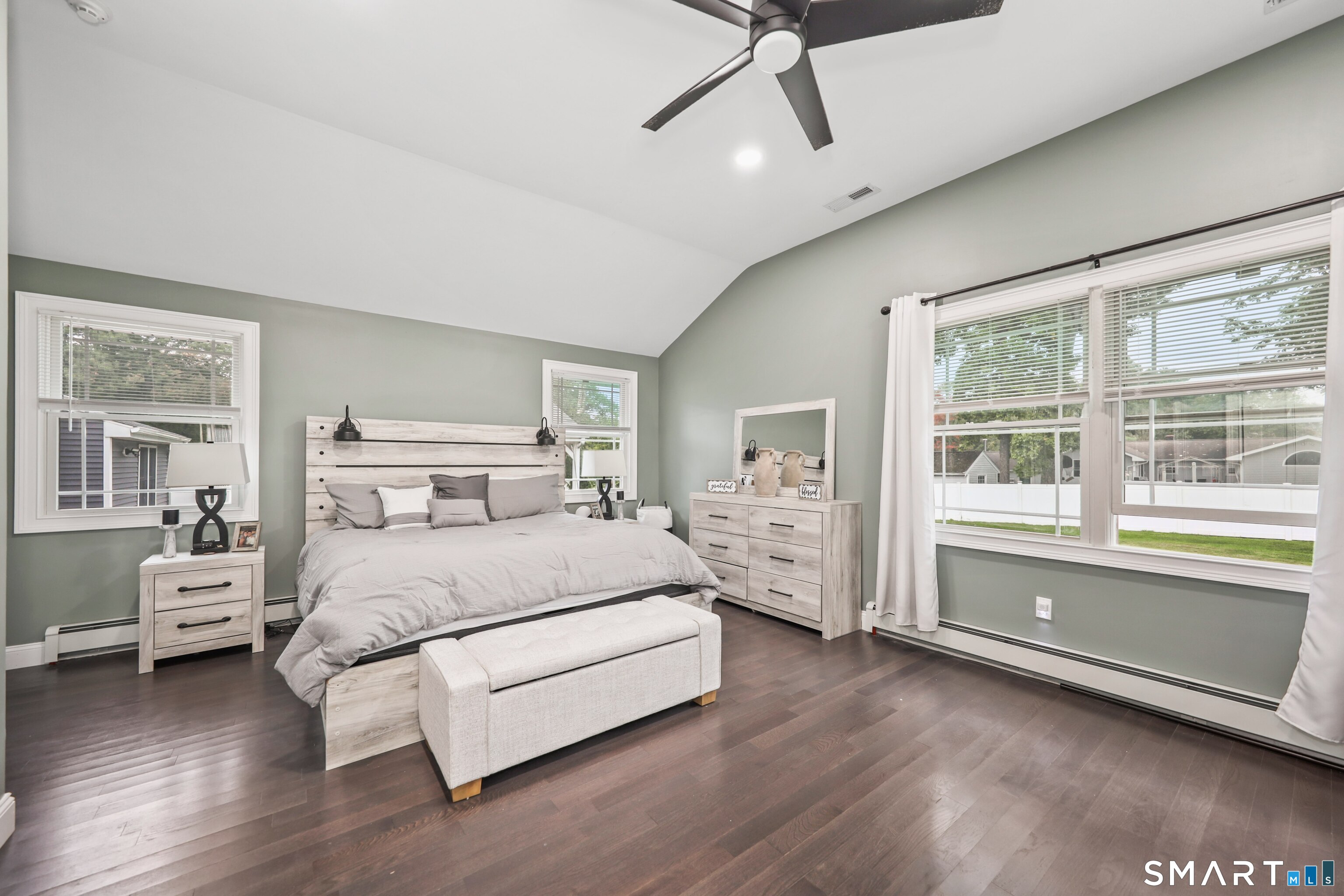 54 Buckland Street photo 16
