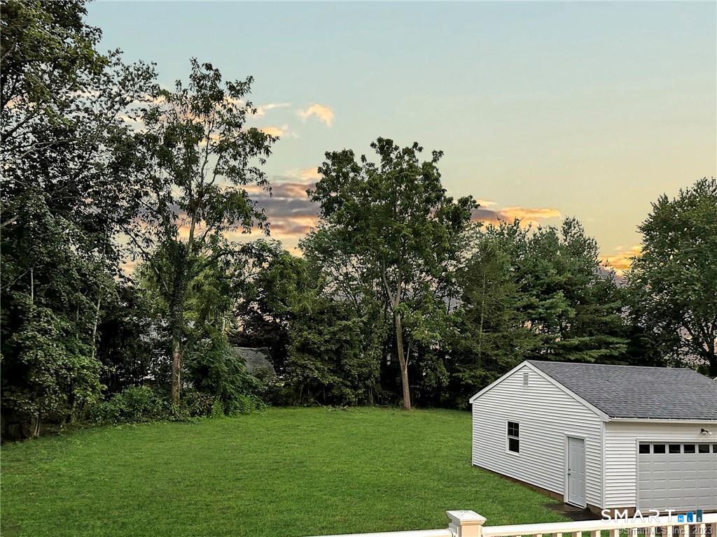 7 Palmer Circle, Cromwell, CT 06416