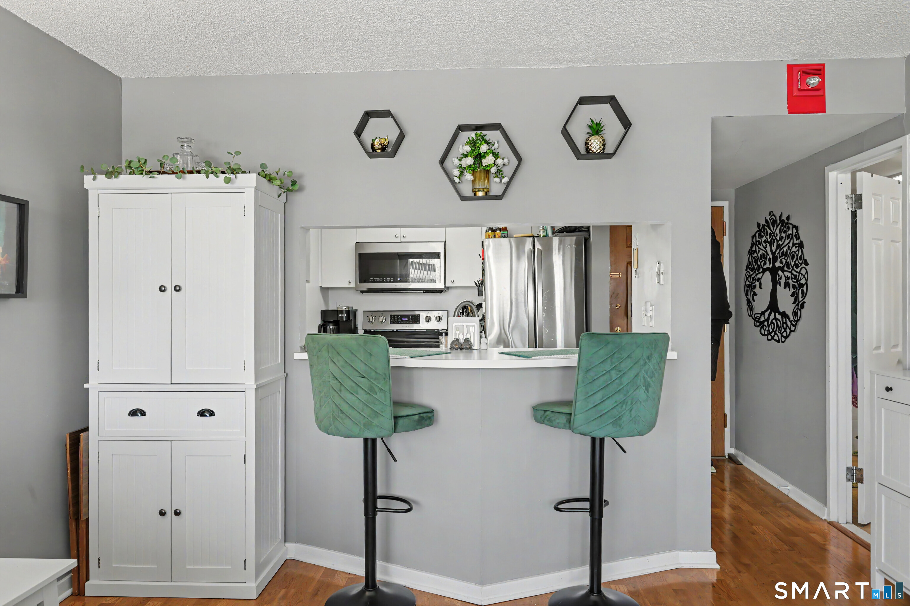 127 Greyrock, Unit 1407 photo 14