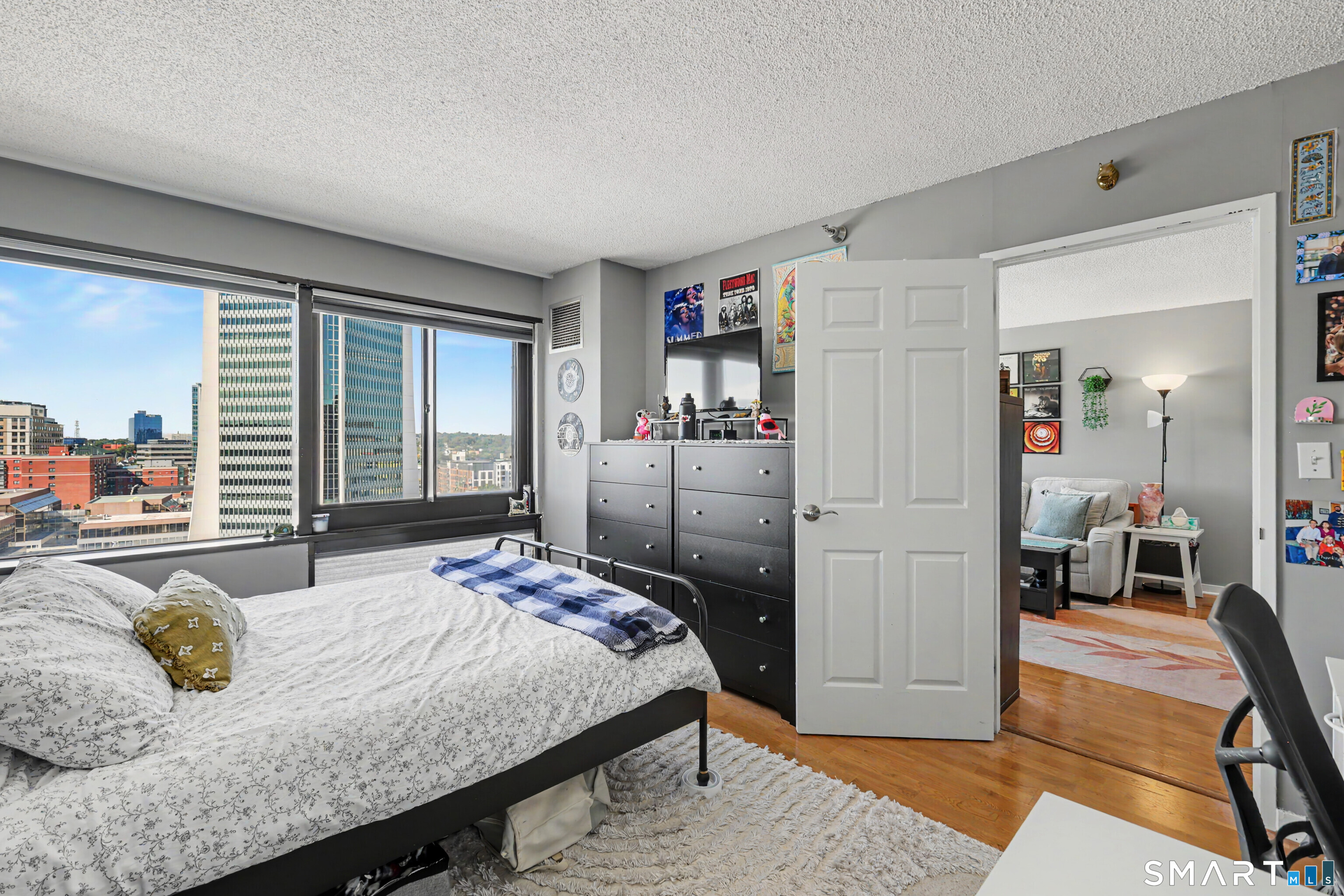127 Greyrock, Unit 1407 photo 23