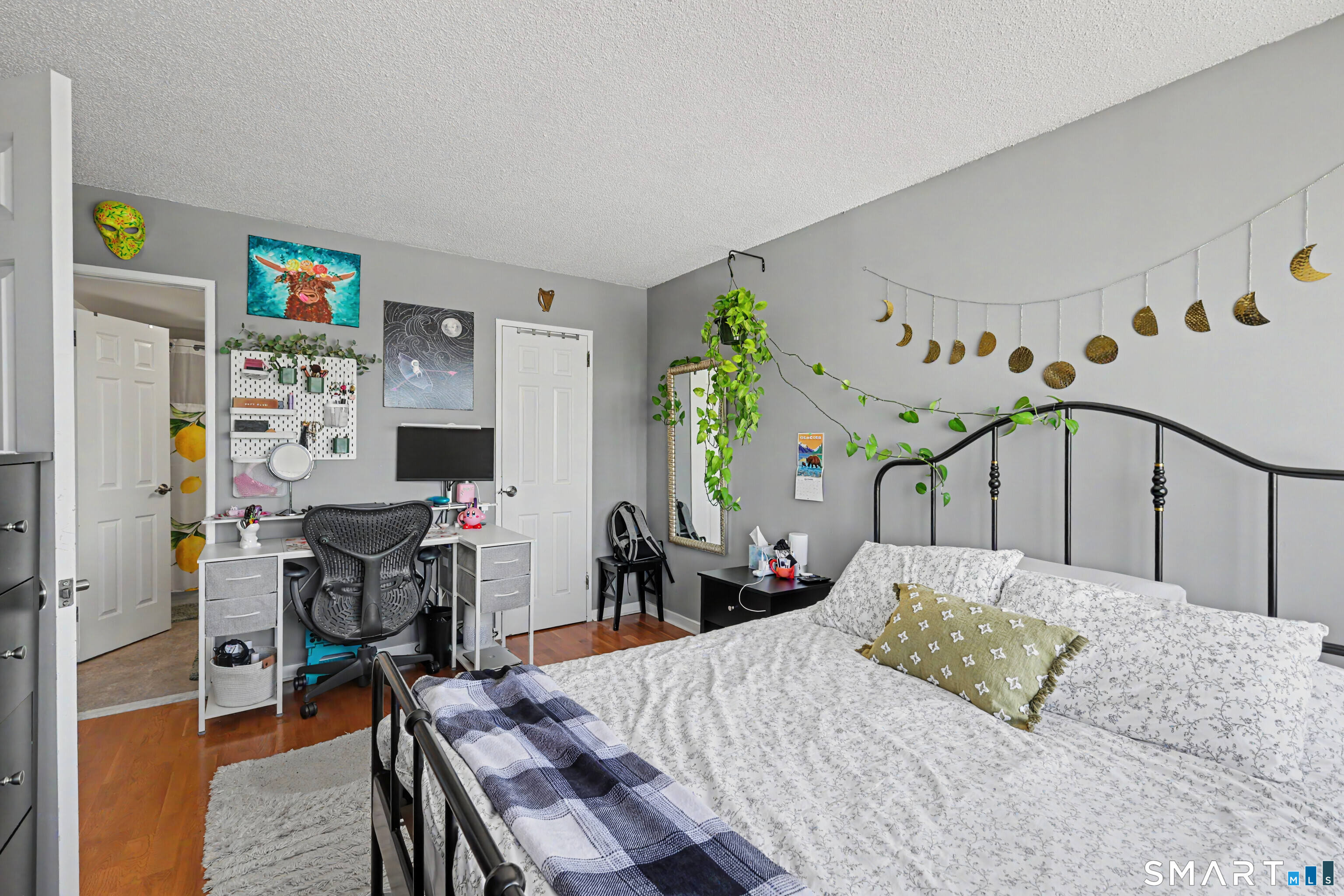 127 Greyrock, Unit 1407 photo 24