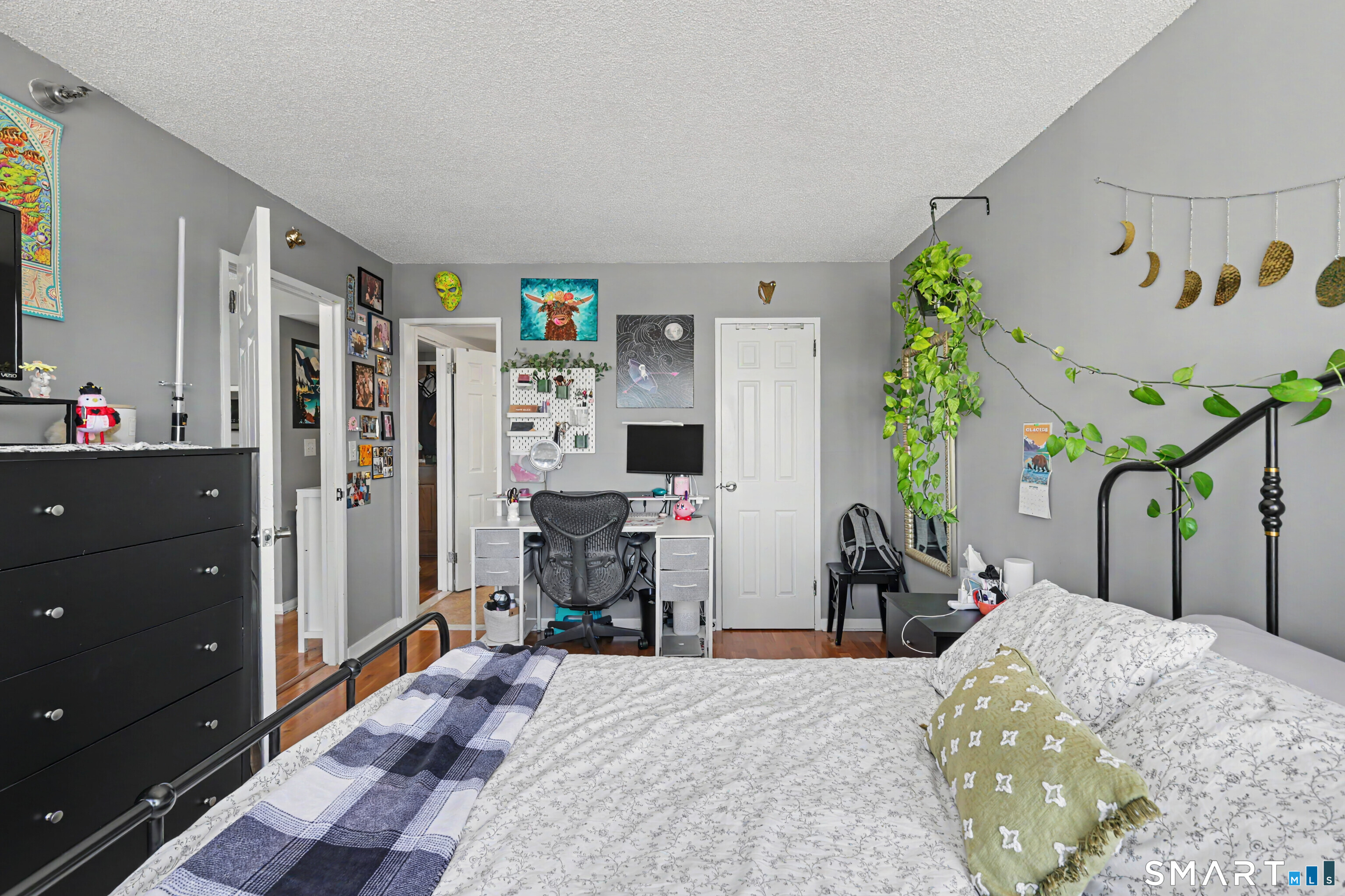 127 Greyrock, Unit 1407 photo 25