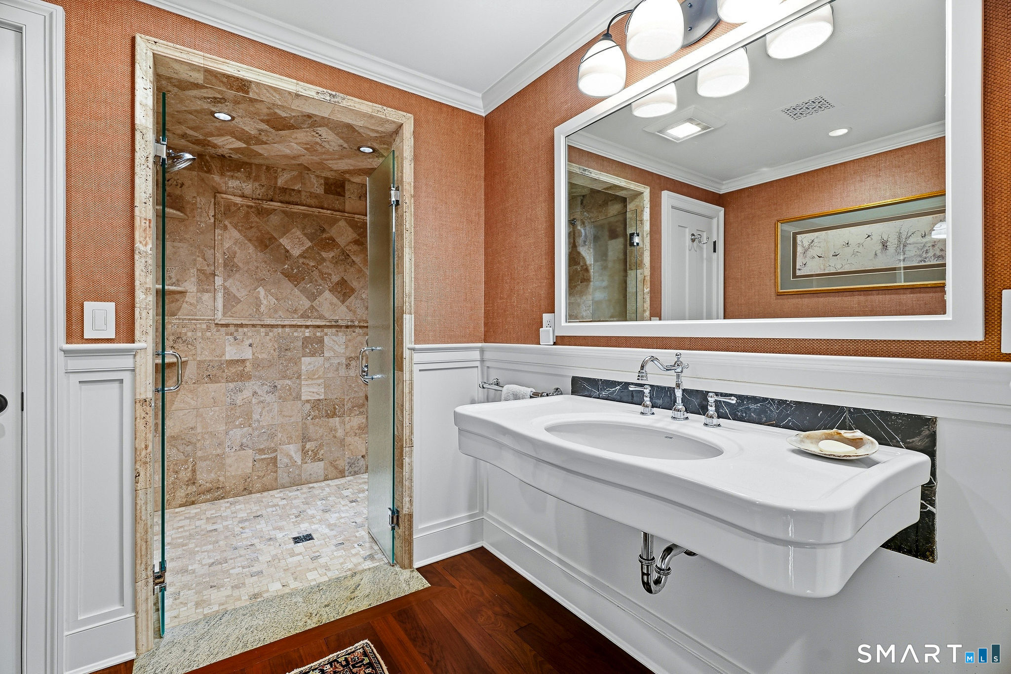 Granite shower, incredible storage