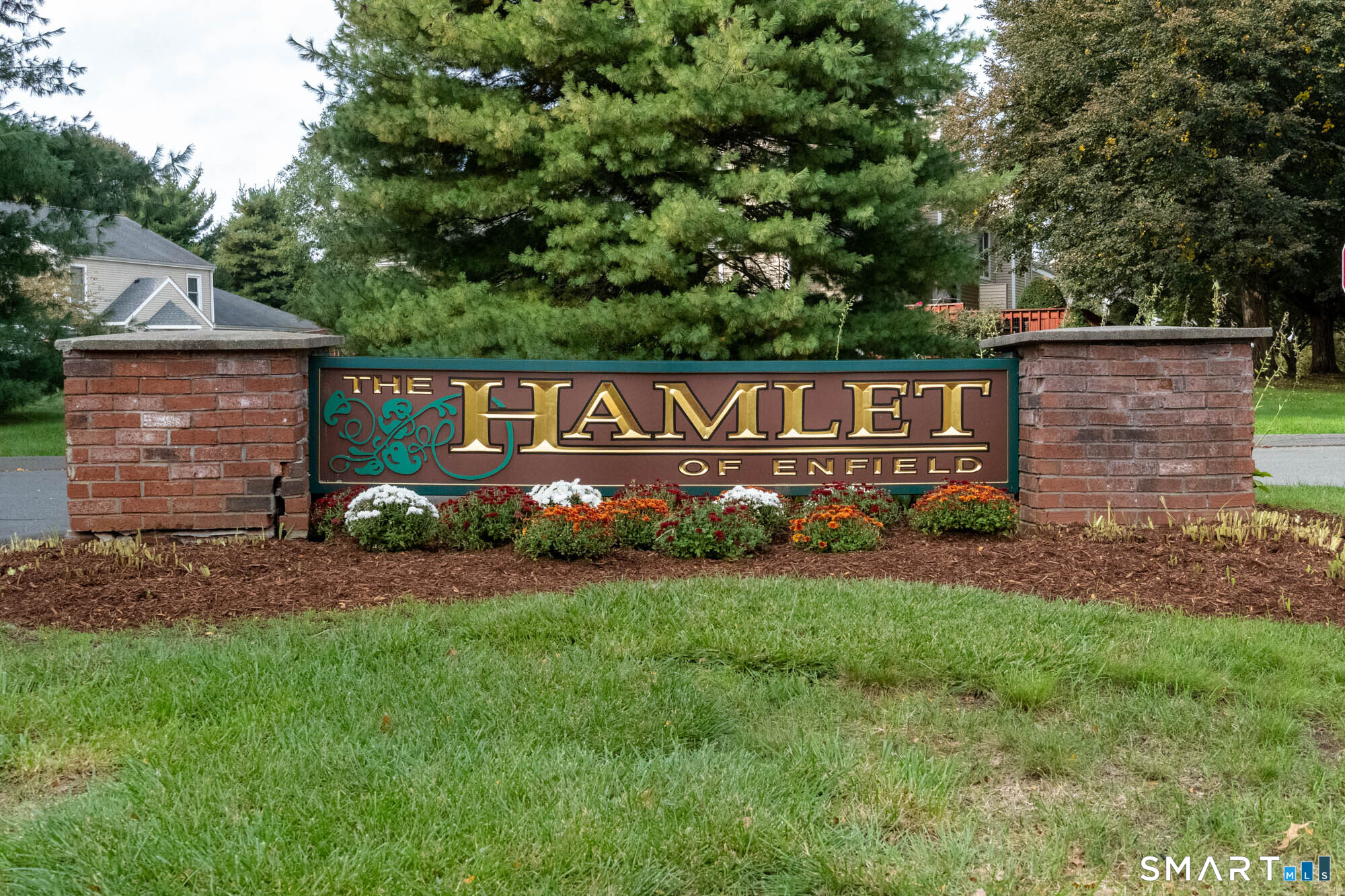 1 The Hamlet Unit #A photo 29