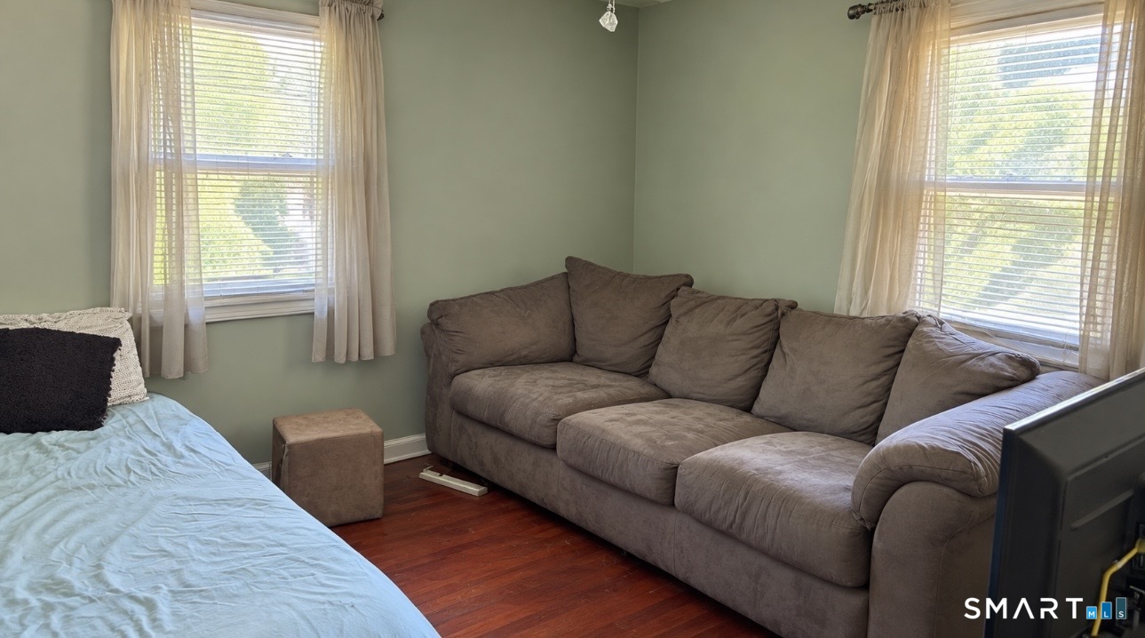 110 Matianuck Avenue photo 6