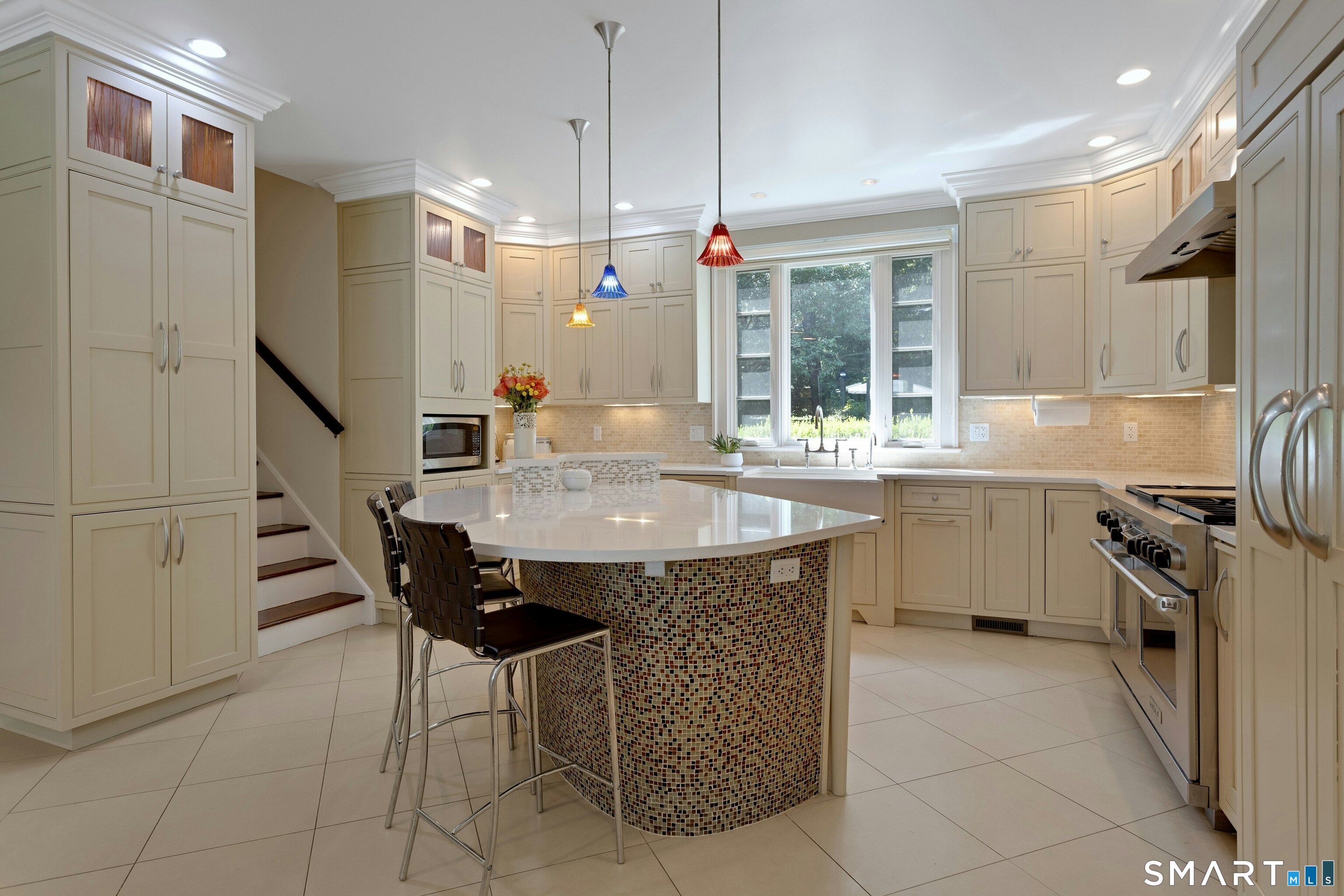 700 Hollow Tree Ridge photo 13