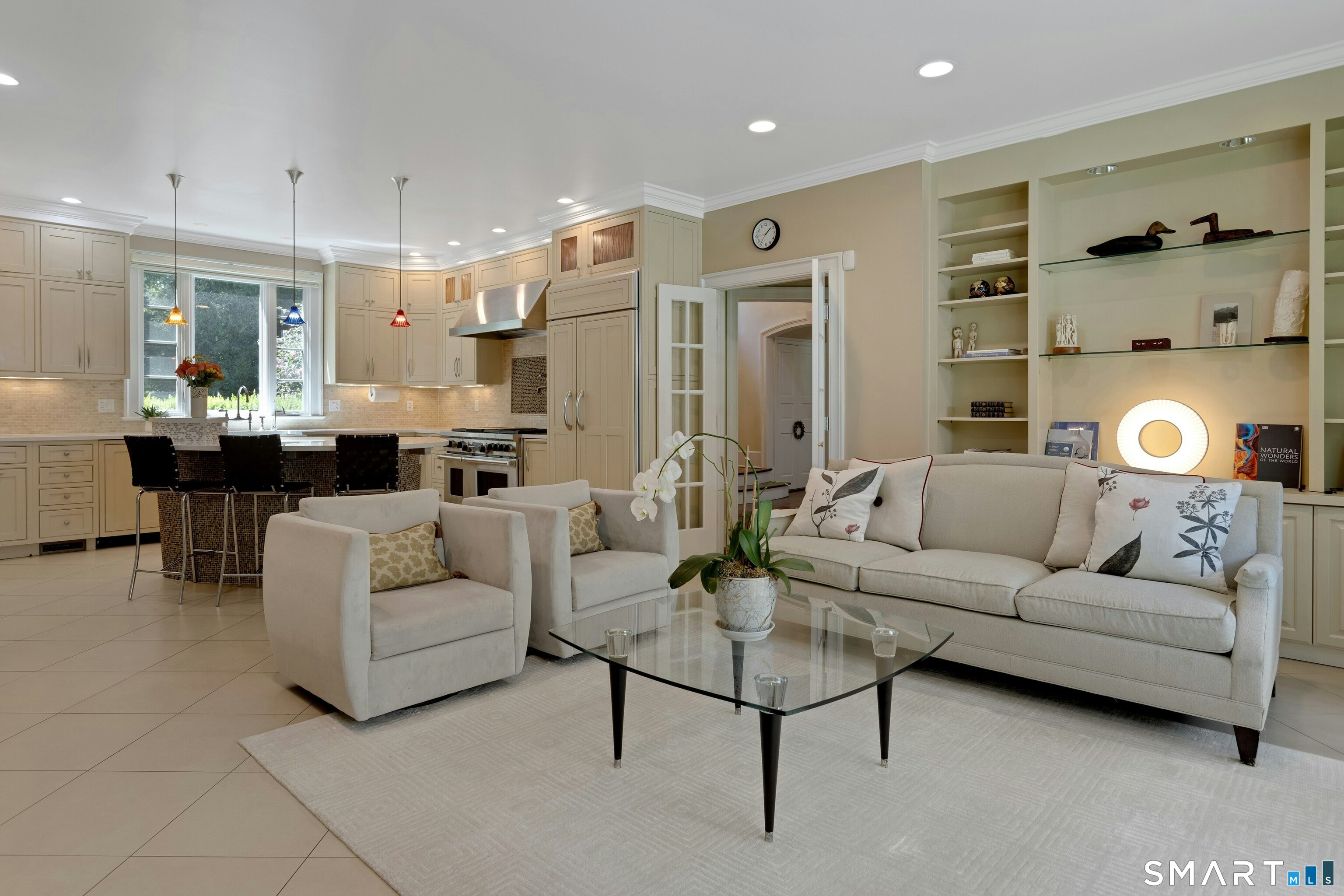 700 Hollow Tree Ridge photo 14