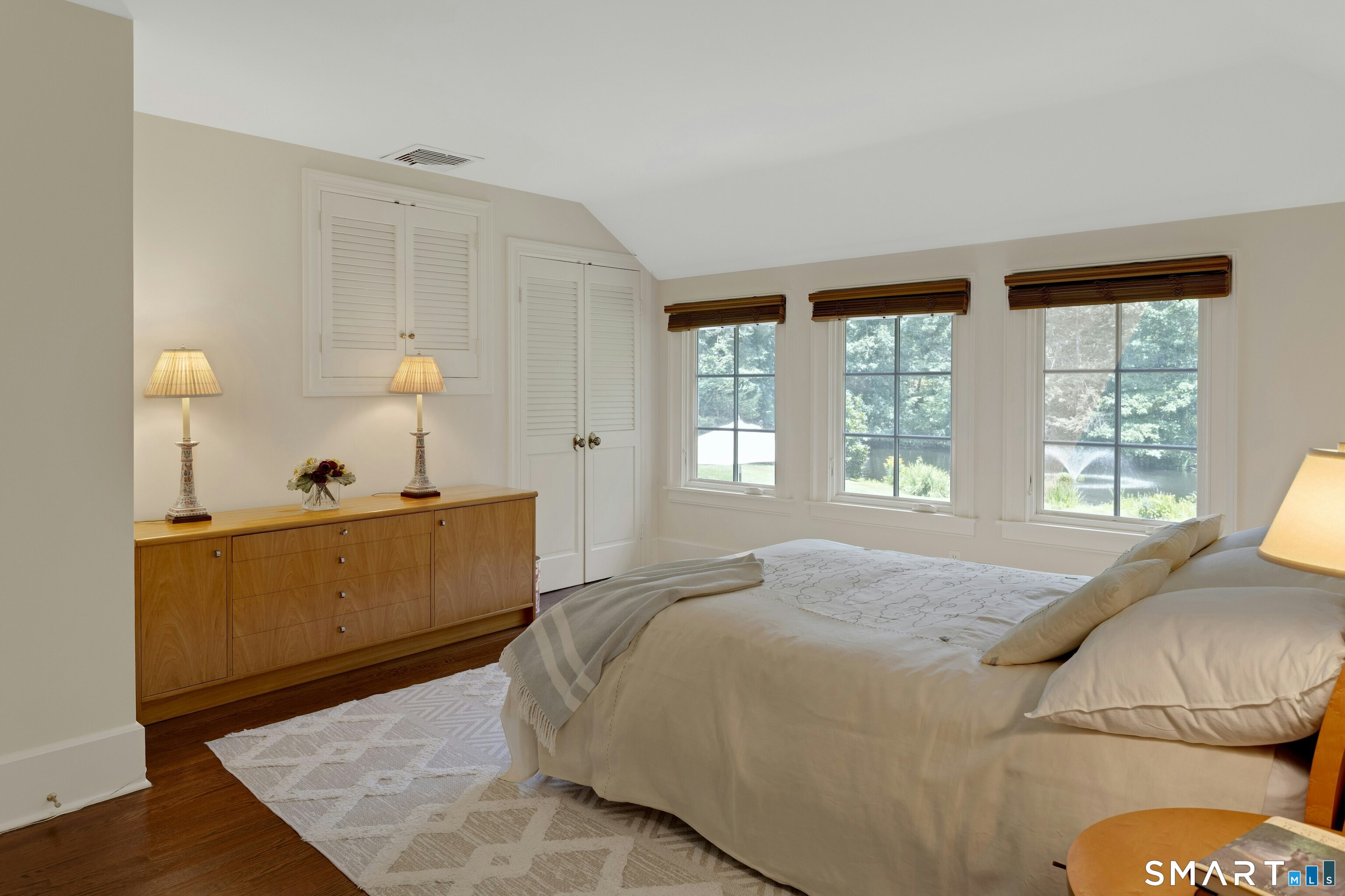 700 Hollow Tree Ridge photo 20