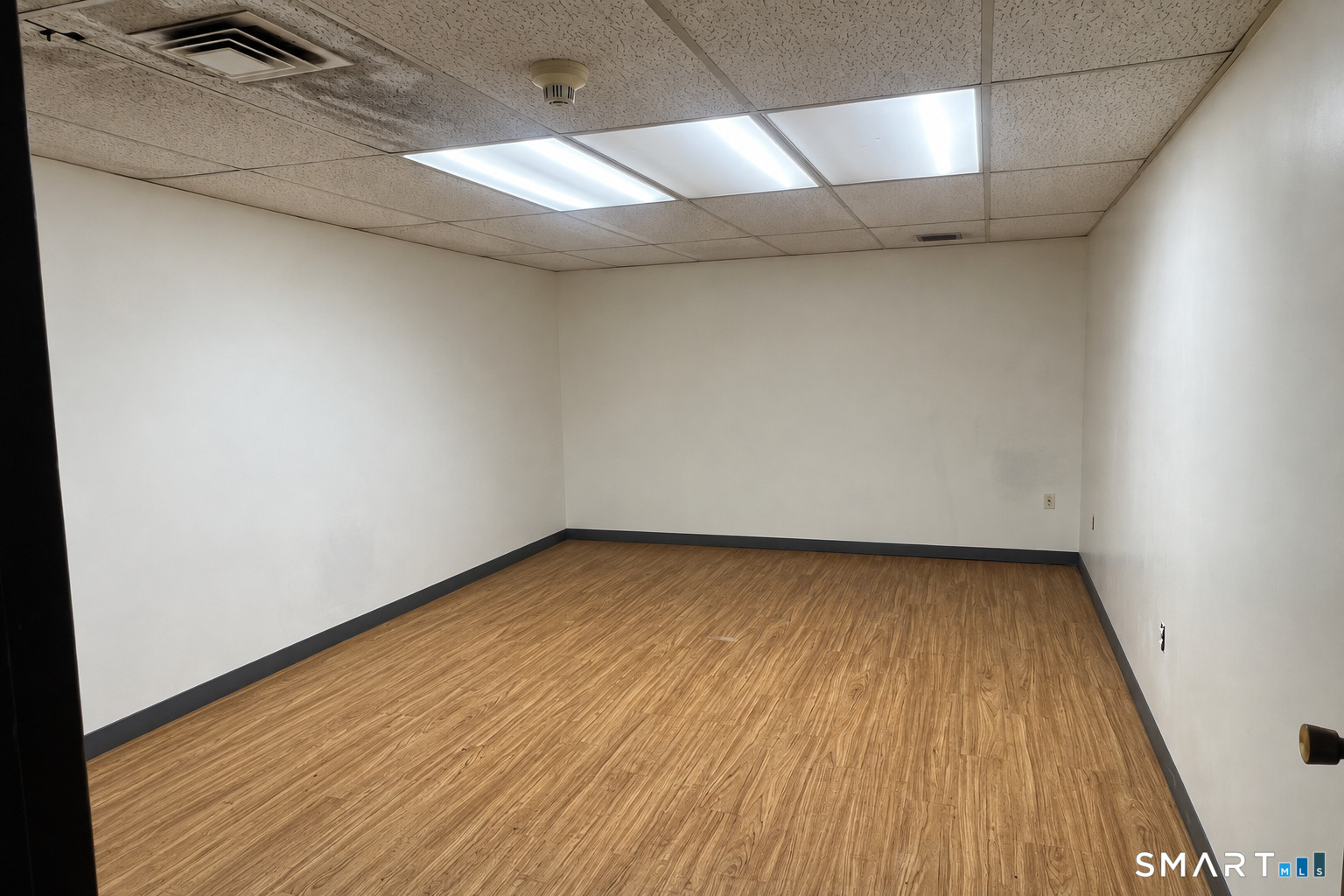 203 Wallace Street photo 14