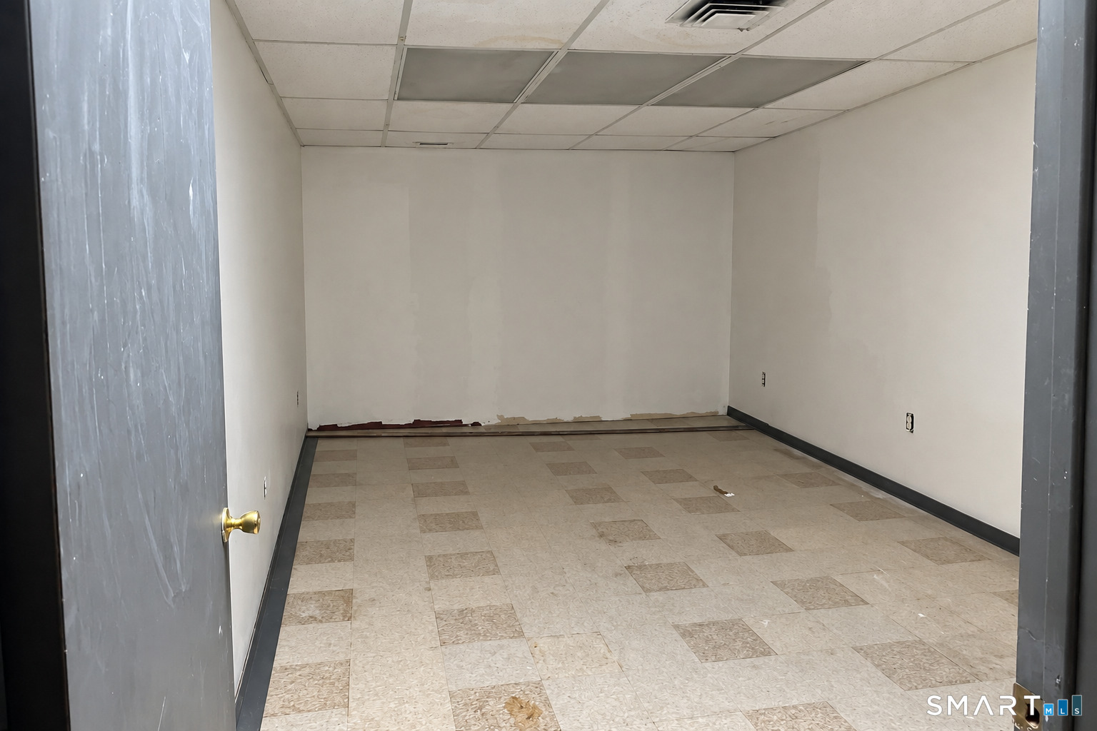 203 Wallace Street photo 15