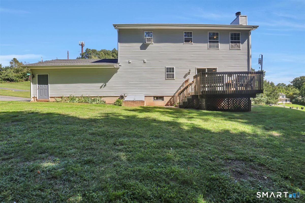 Photo 3 of Single family home for sale at 251 Edgemark Acres, Meriden, CT 06451 | MLS# 24209871 | Listing updated on 2026-10-08