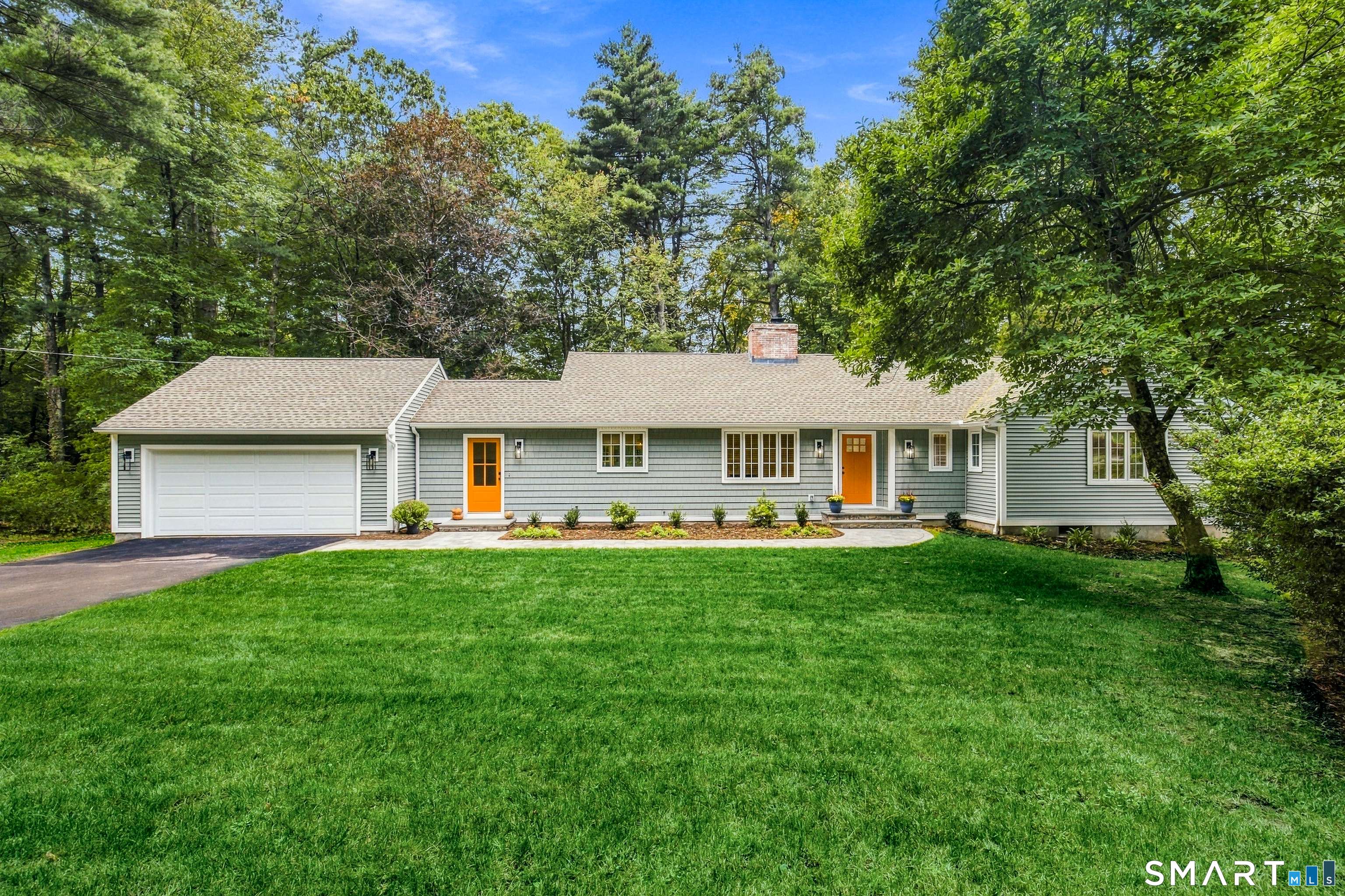 Photo 1 of Single family home for sale at 15 Timber Ln, Avon, CT 06001 | MLS# 24210457 | Listing updated on 2026-10-07
