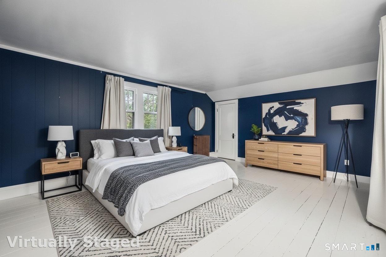 1566 Whitney Avenue photo 22
