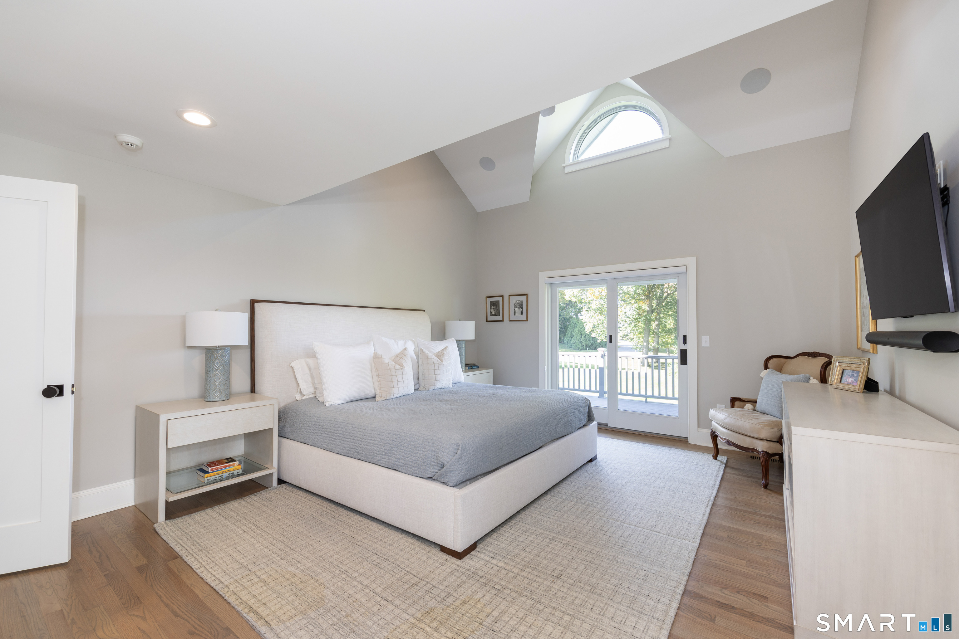 15 Linden Shores, #15, Pawson Park, Branford, CT 06405