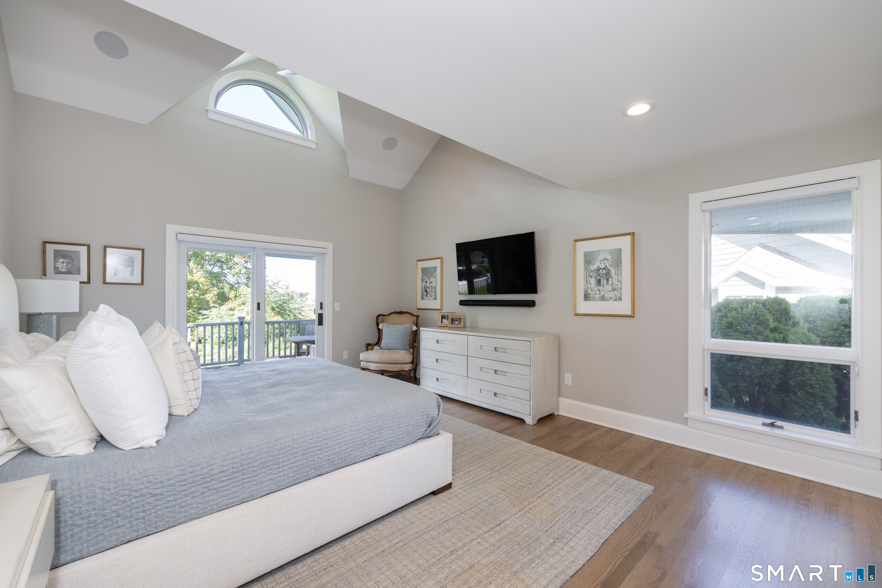 15 Linden Shores, #15, Pawson Park, Branford, CT 06405