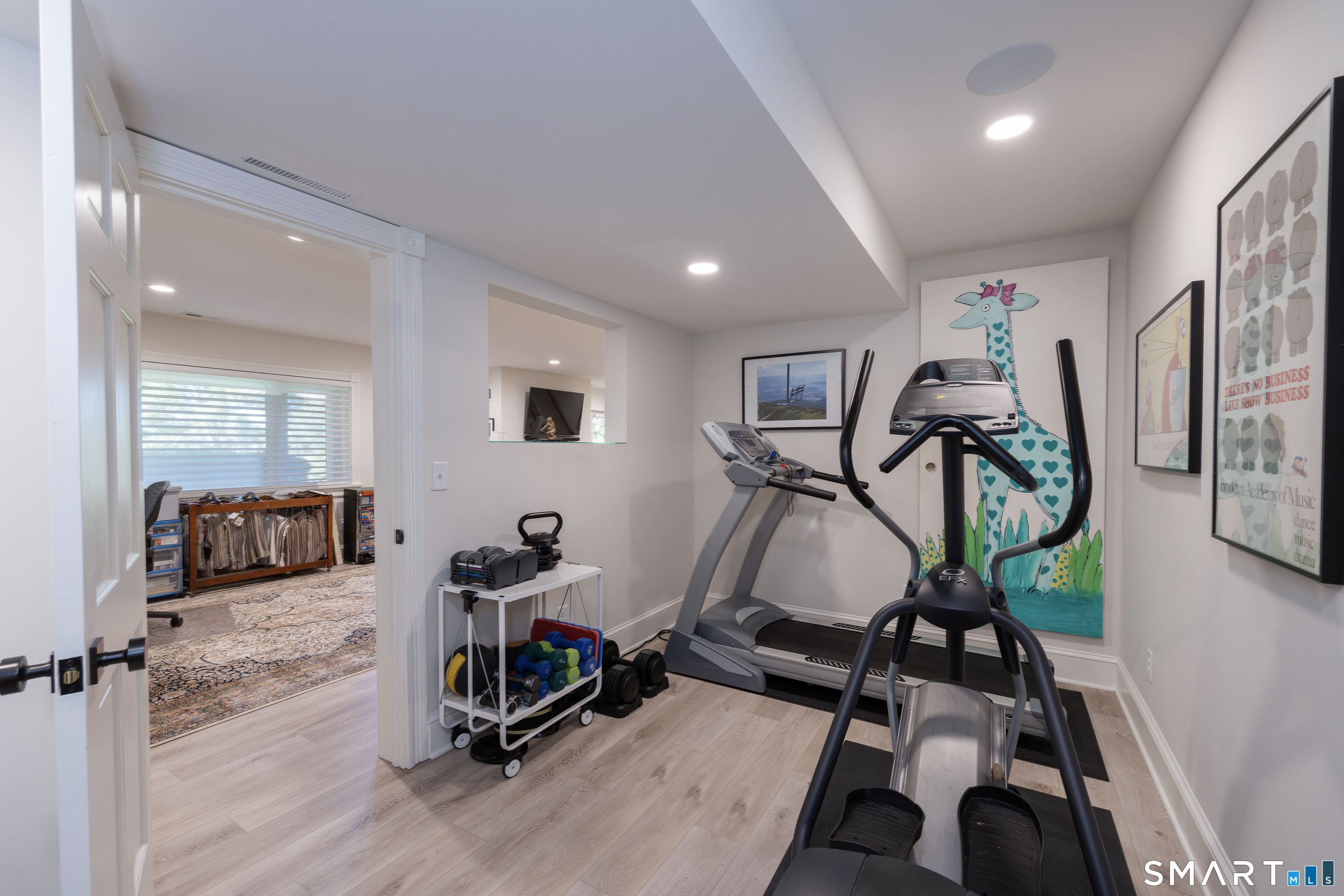 15 Linden Shores, #15, Pawson Park, Branford, CT 06405