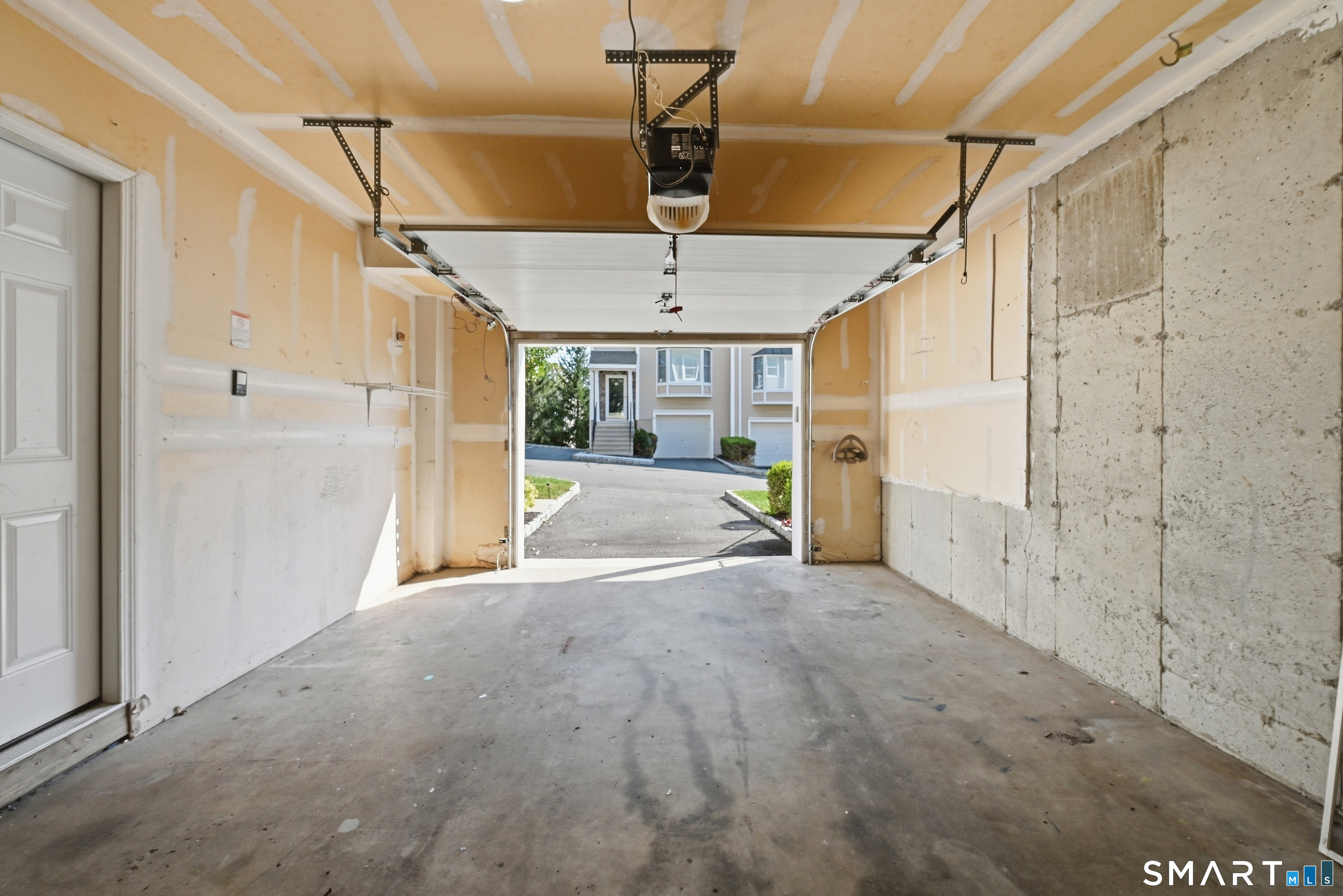 15 Scuppo Road Unit #1501 photo 26