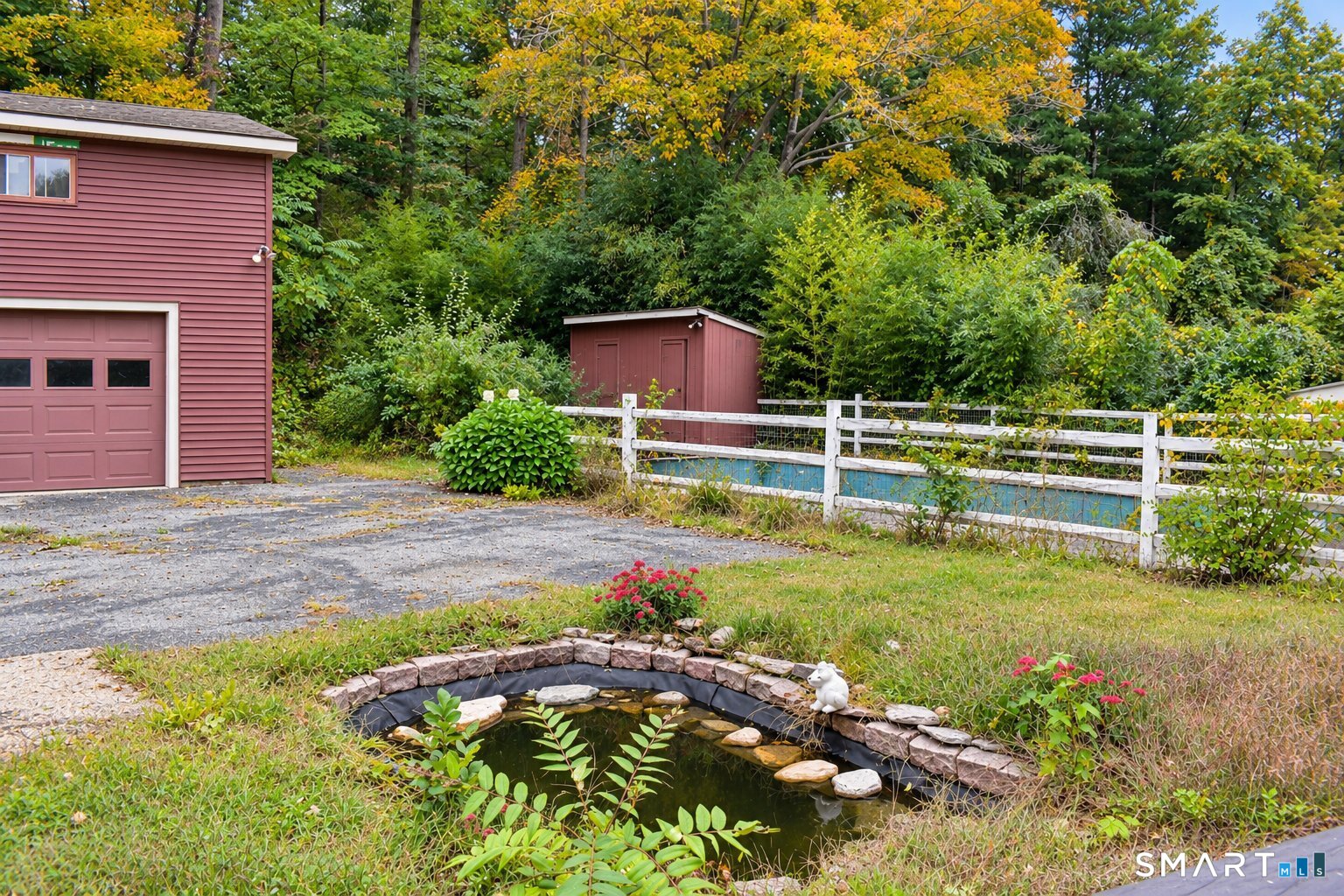 Versailles, Sprague, CT 06330