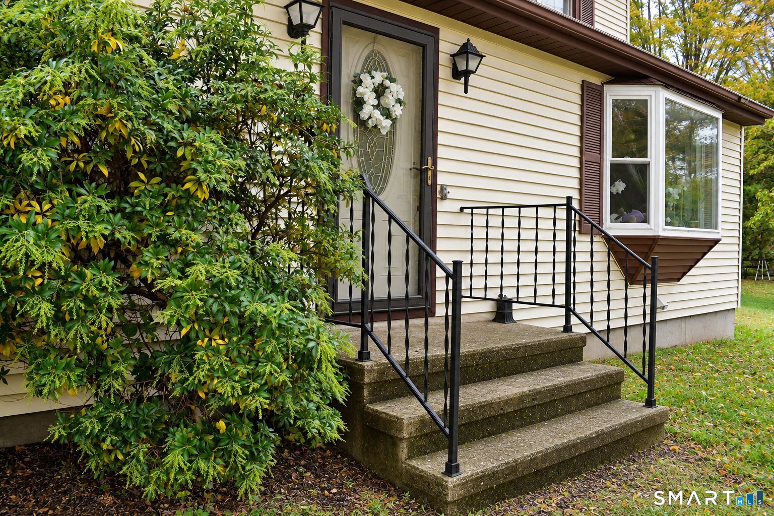 Versailles, Sprague, CT 06330