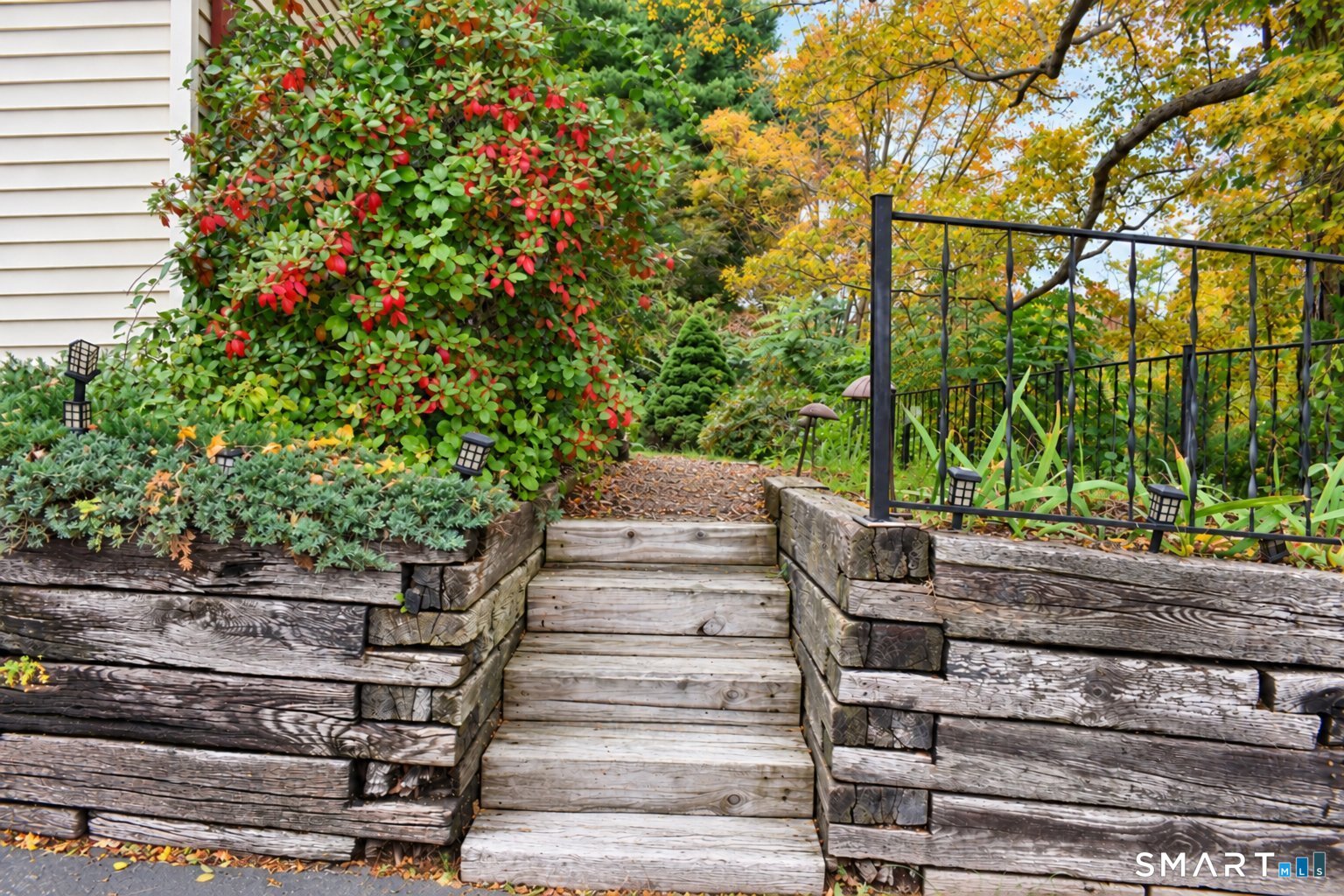 Versailles, Sprague, CT 06330