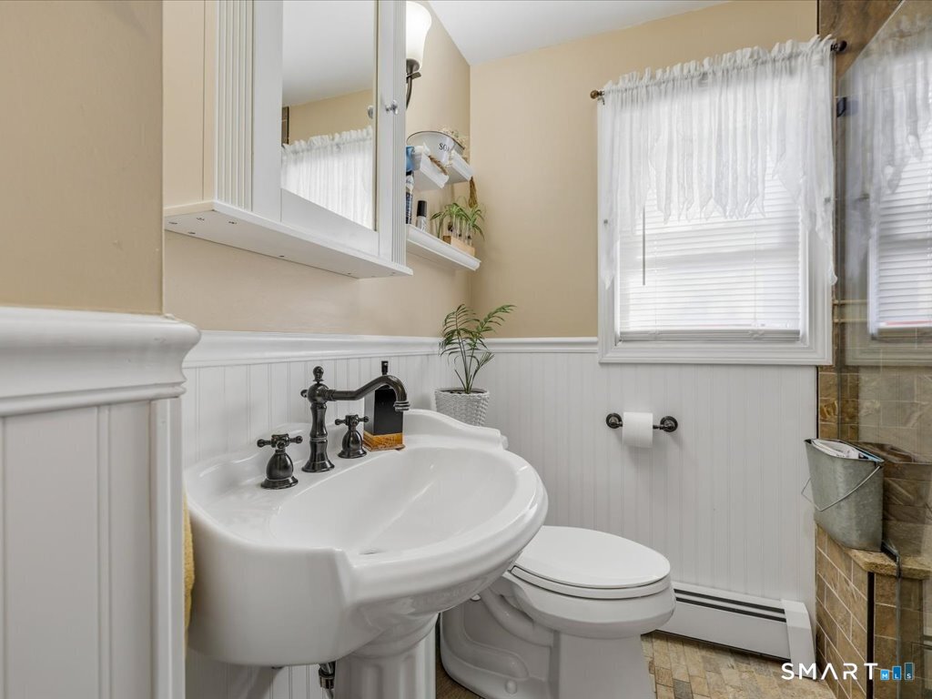 87 Beechwood Avenue photo 23