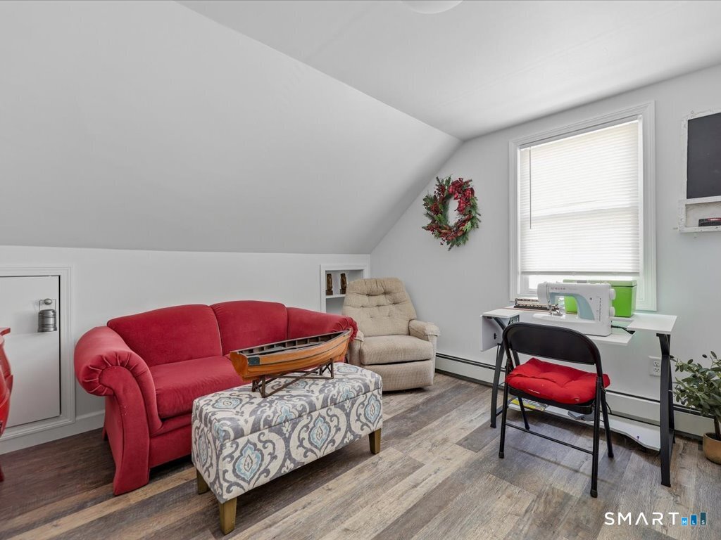 87 Beechwood Avenue photo 35
