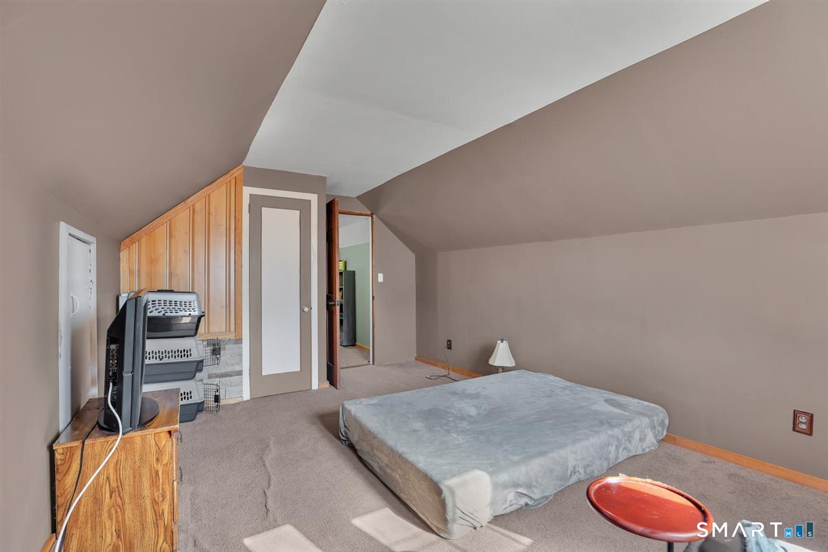 12 Westover Road photo 21