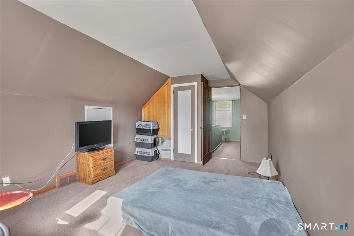 12 Westover Road photo 22