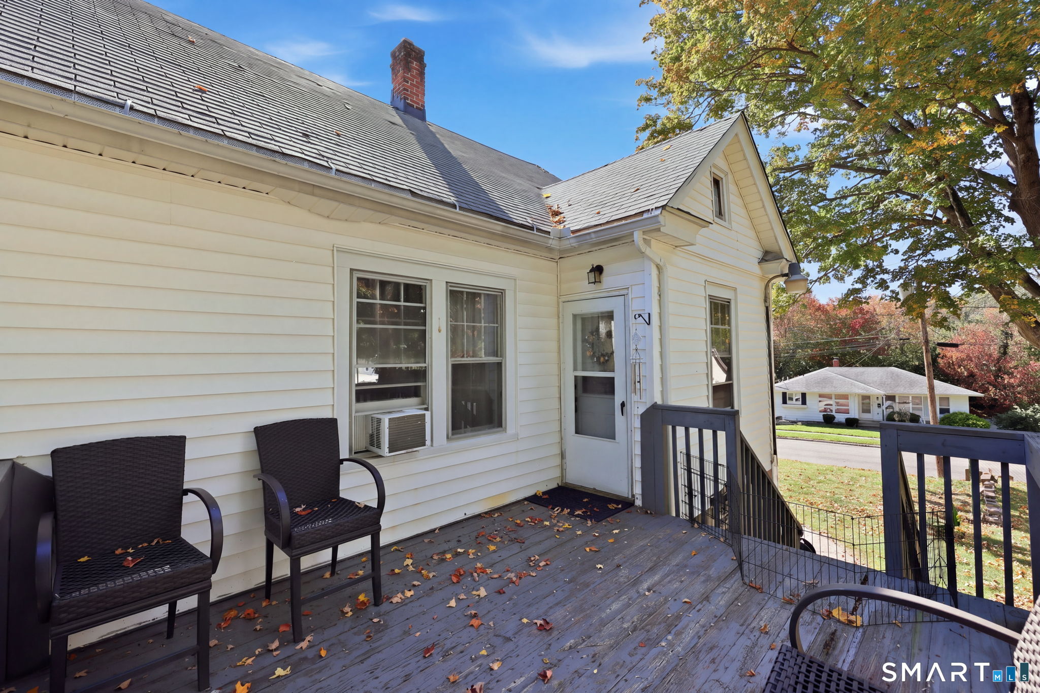 11 Gates Avenue photo 23