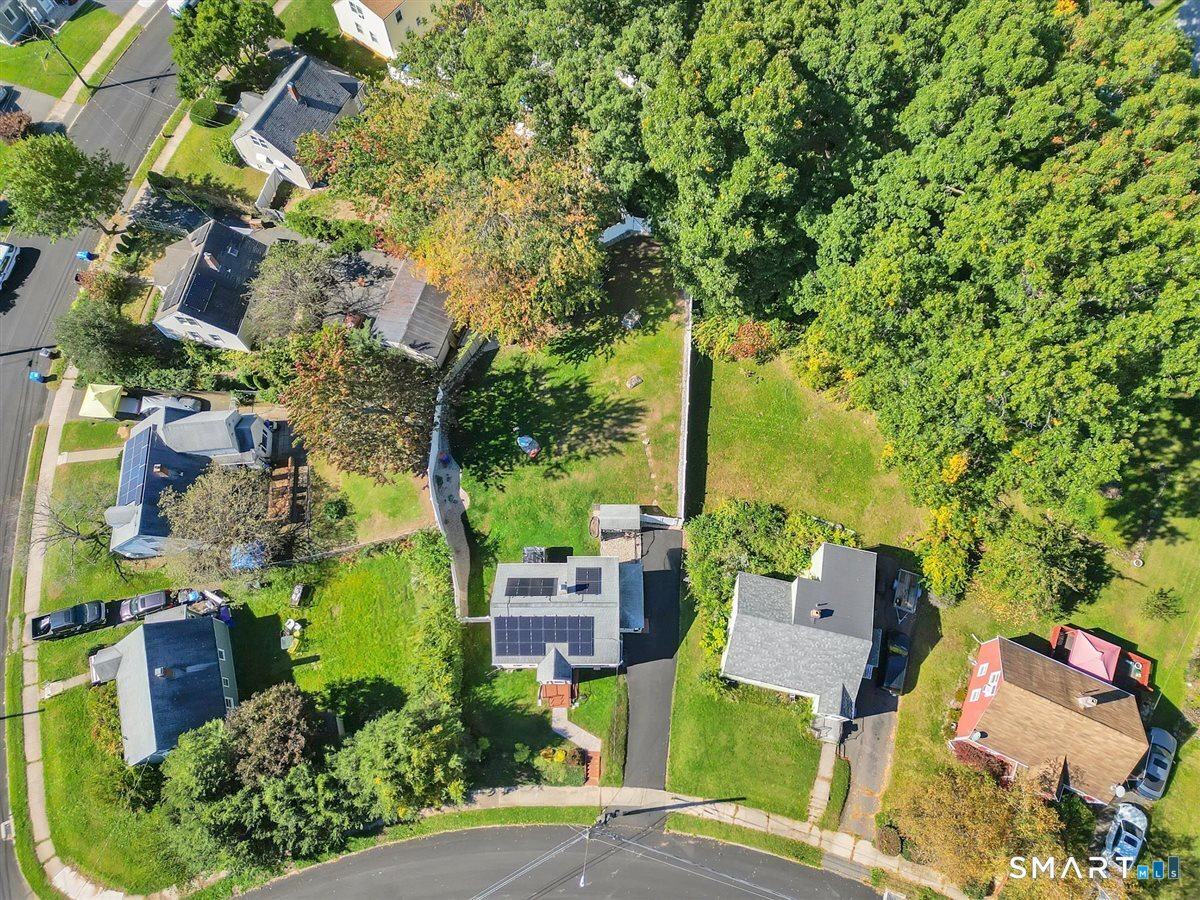 12 Westover Road photo 33