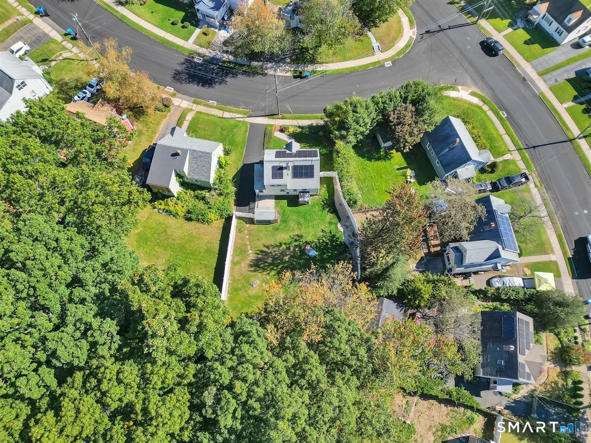 12 Westover Road photo 34