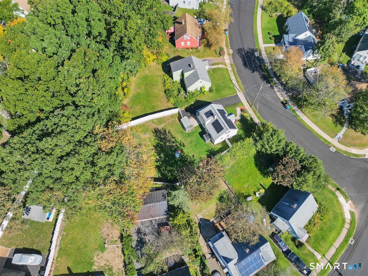 12 Westover Road photo 35