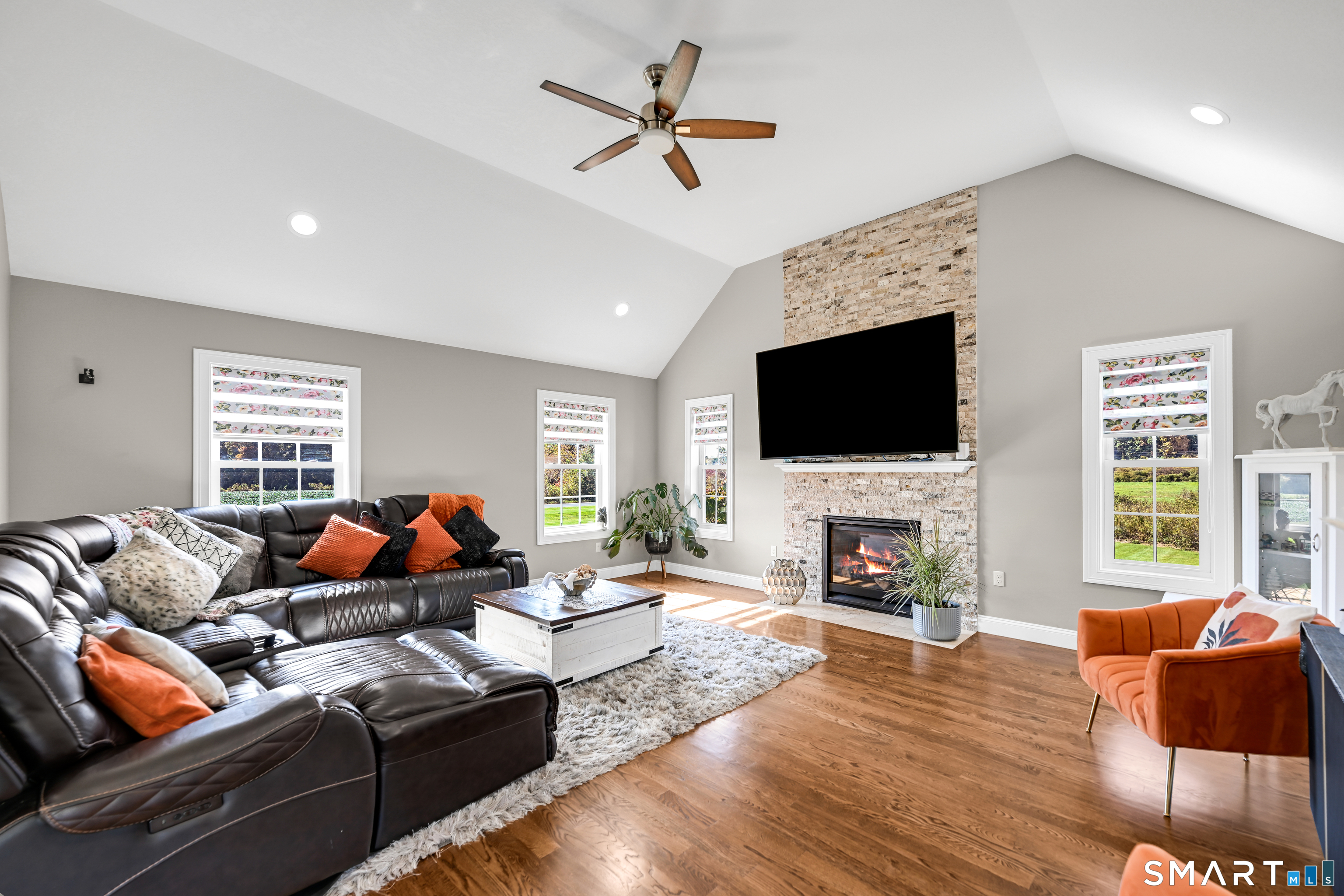 Photo 4 of Single family home for sale at 236 Durkee Rd, Somers, CT 06071 | MLS# 24210636 | Listing updated on 2026-10-08