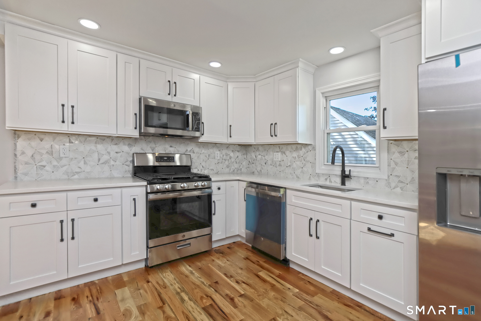 375 Franklin photo 10