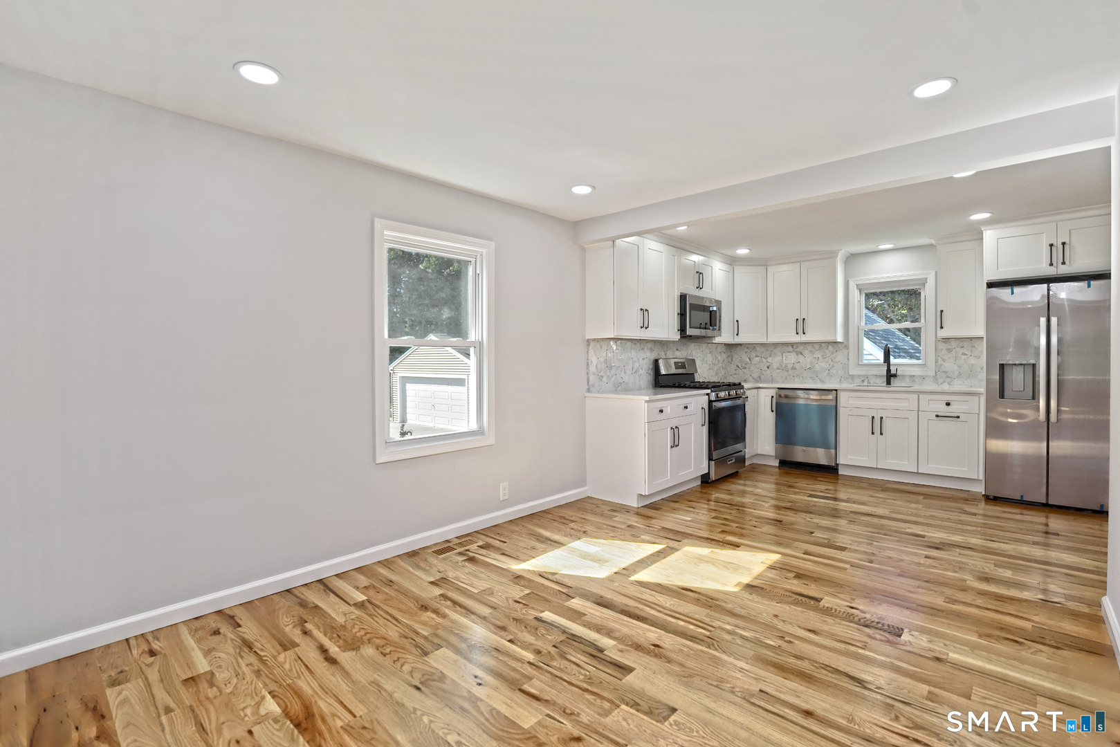 375 Franklin photo 14