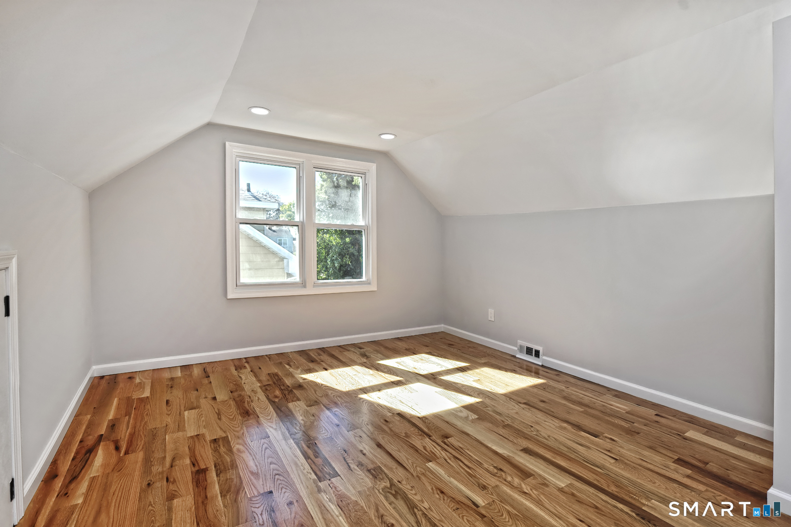 375 Franklin photo 20