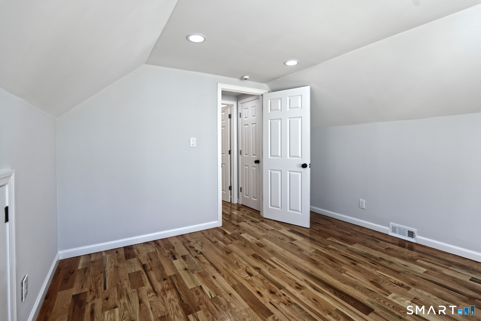 375 Franklin photo 21