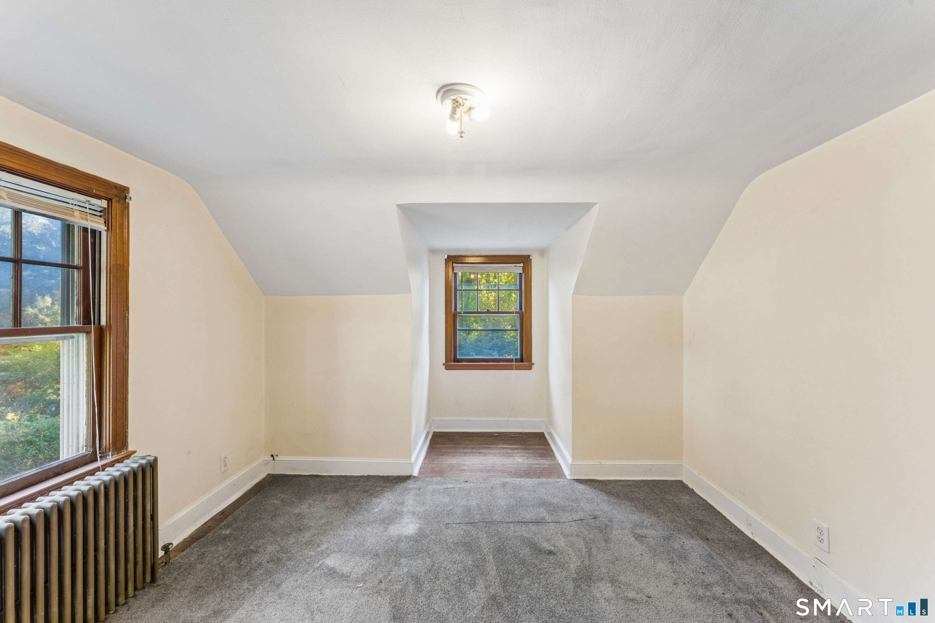 642 Greystone Road photo 28