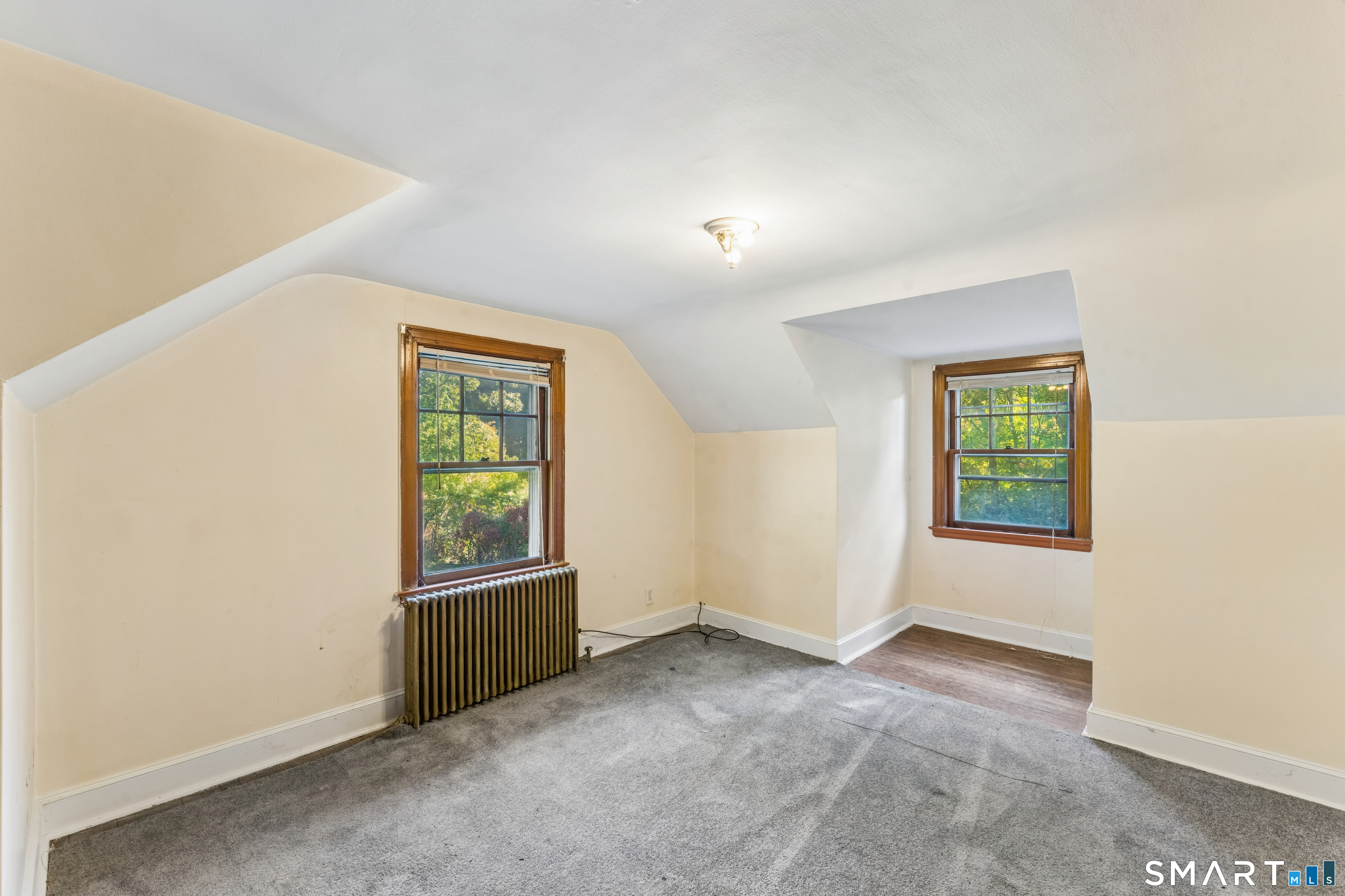 642 Greystone Road photo 29