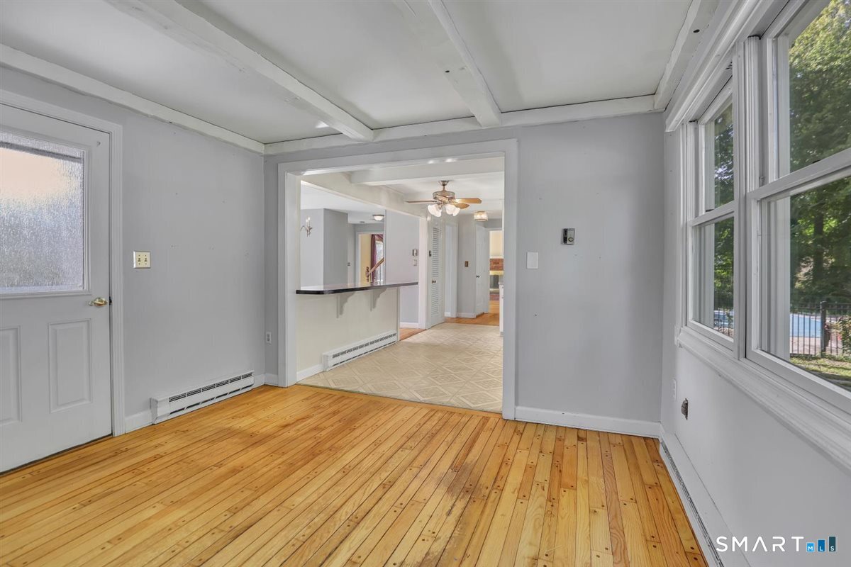 132 Pepperidge Road photo 15