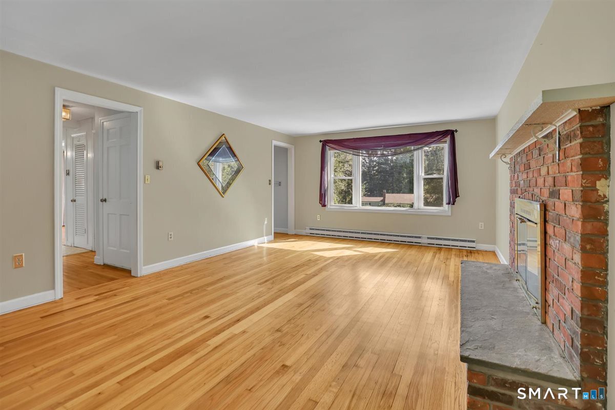 132 Pepperidge Road photo 17
