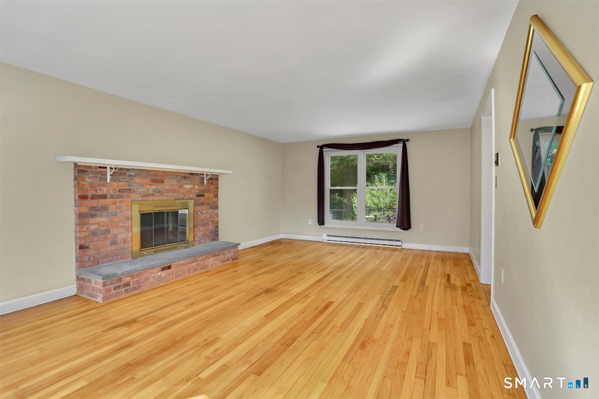 132 Pepperidge Road photo 18