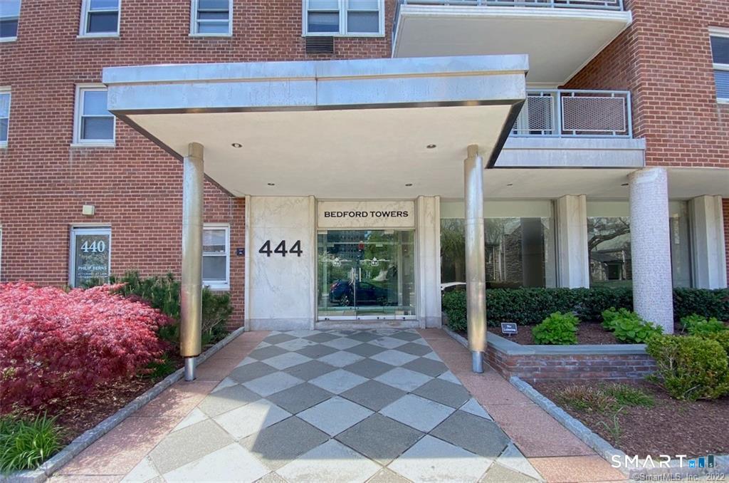 444 Bedford Street, Stamford, Connecticut photo 3