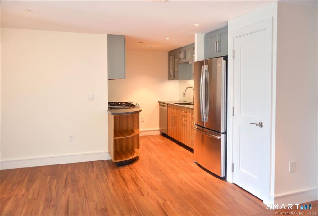 Foto 6 de Condominio en renta en 5 Church Lane #409, Westport, CT — $4,495/mes