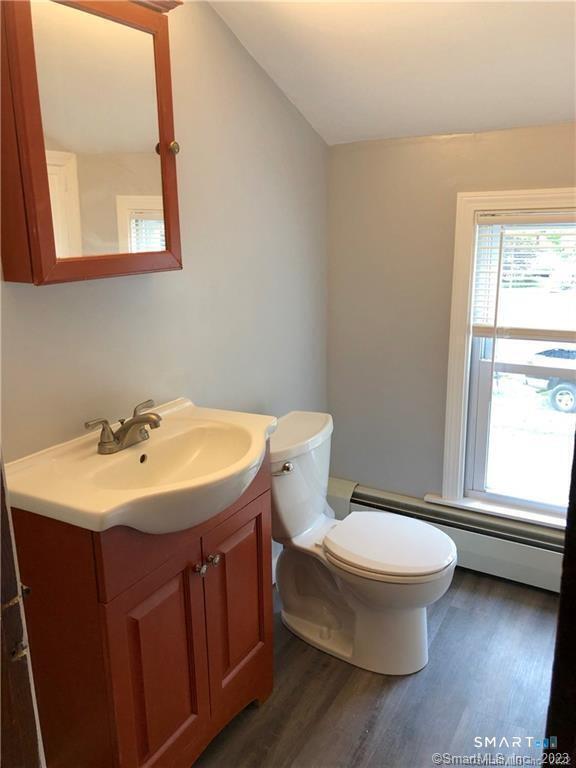 354 Elm Street Unit #B photo 15