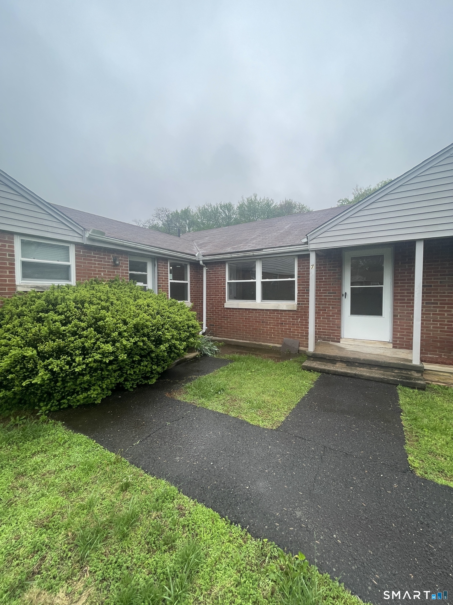 Property photo for 21-27 Hartford Avenue, #7, Newington, CT