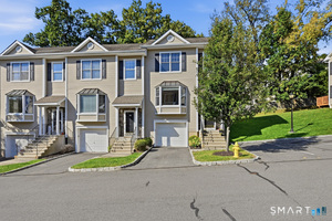 15 Scuppo, Unit 1501, Danbury