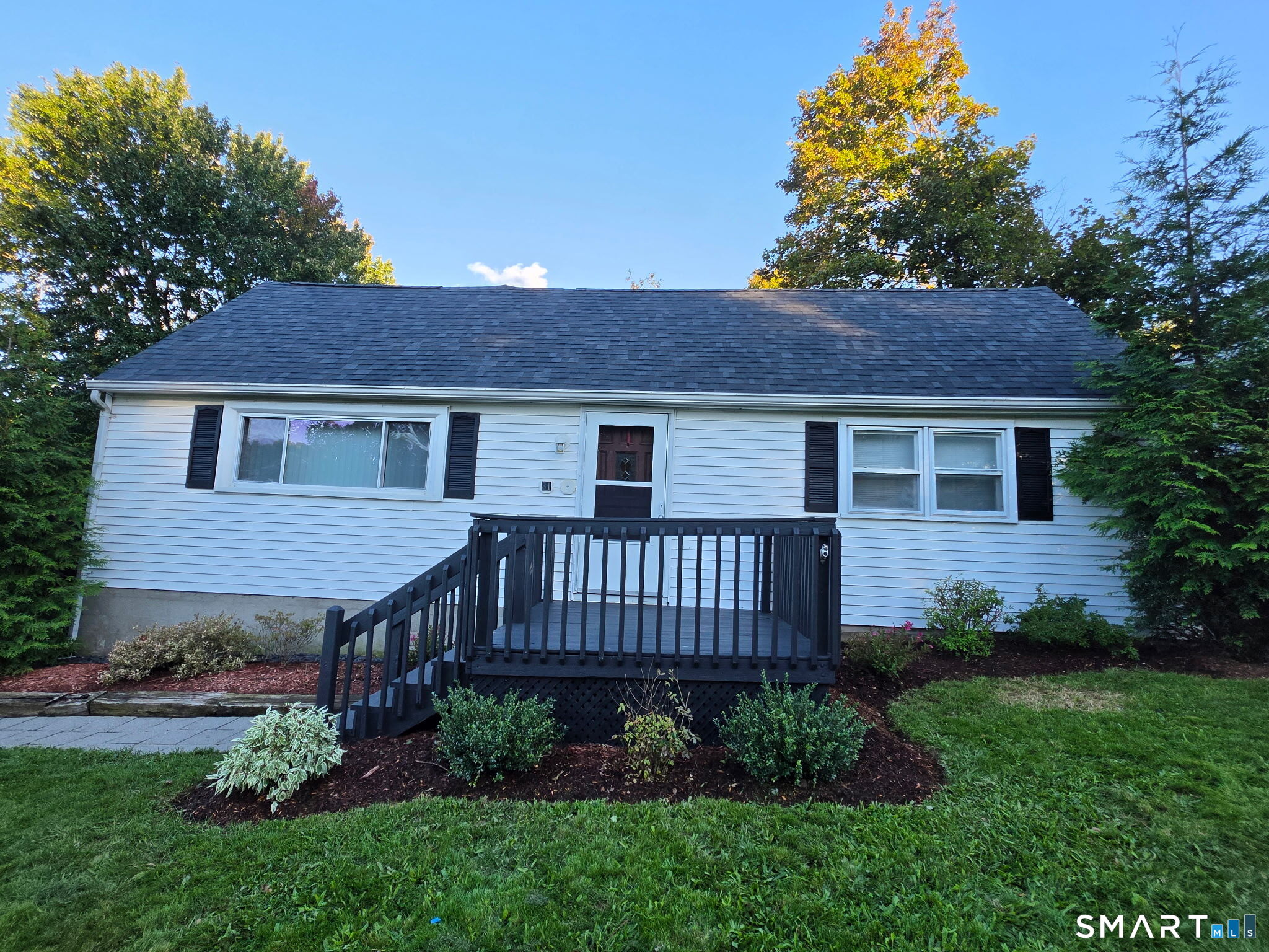 Photo 1 of Single family home for sale at 31 Ann St, East Haven, CT 06513 | MLS# 24208893 | Listing updated on 2026-10-08